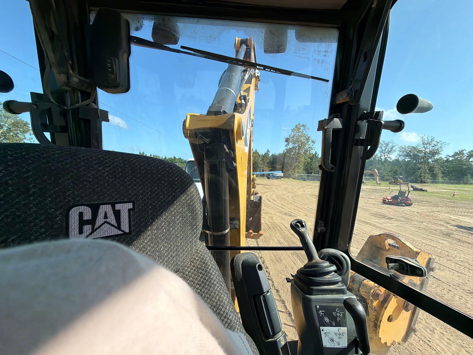 2016 Caterpillar 420F