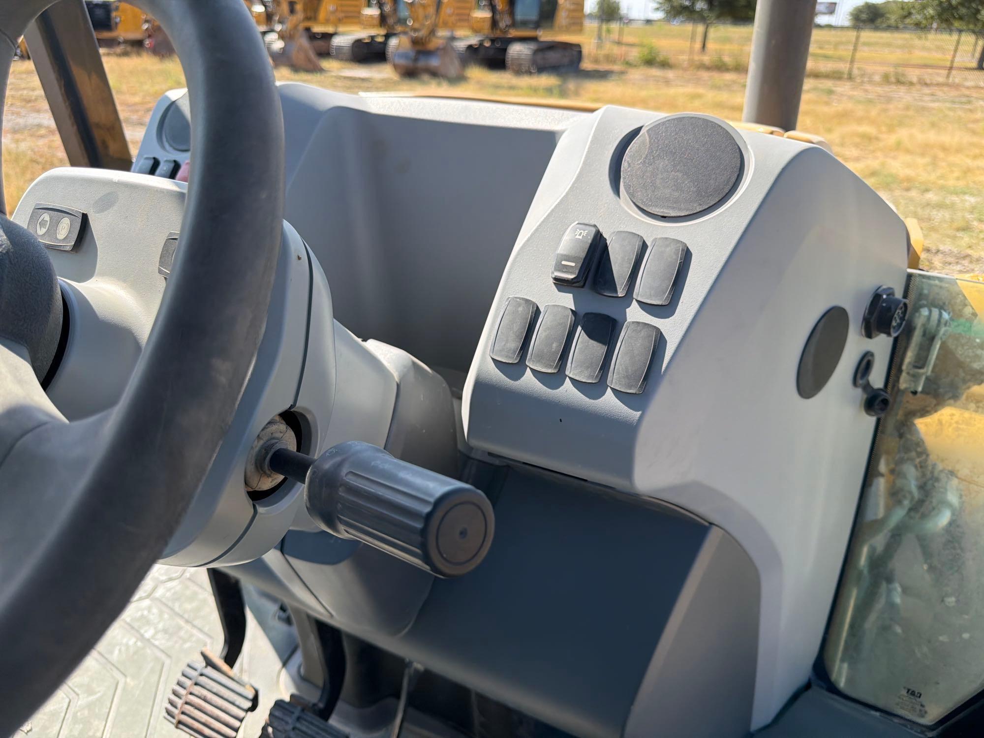 2021 Caterpillar 416