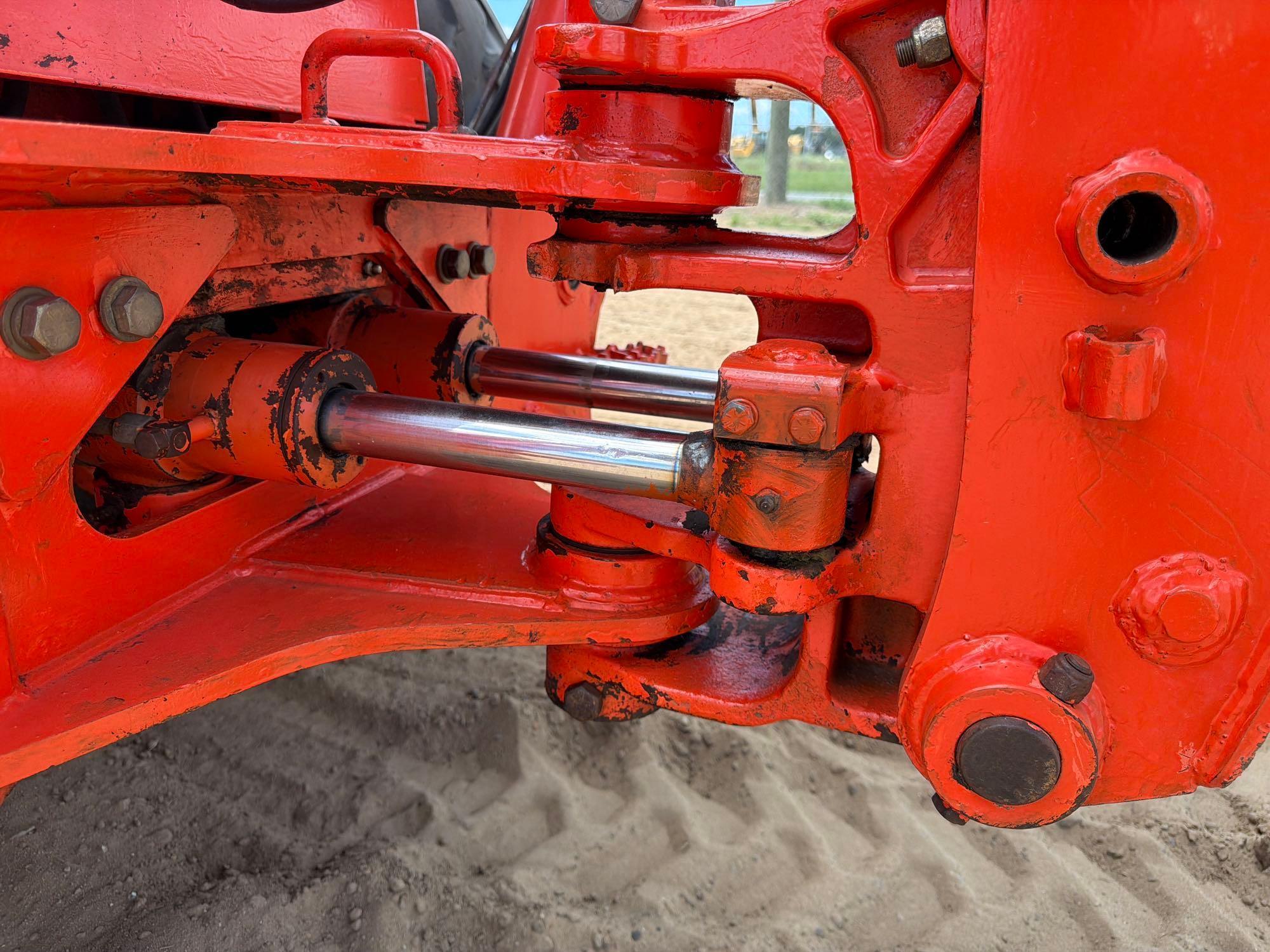 Kubota L48