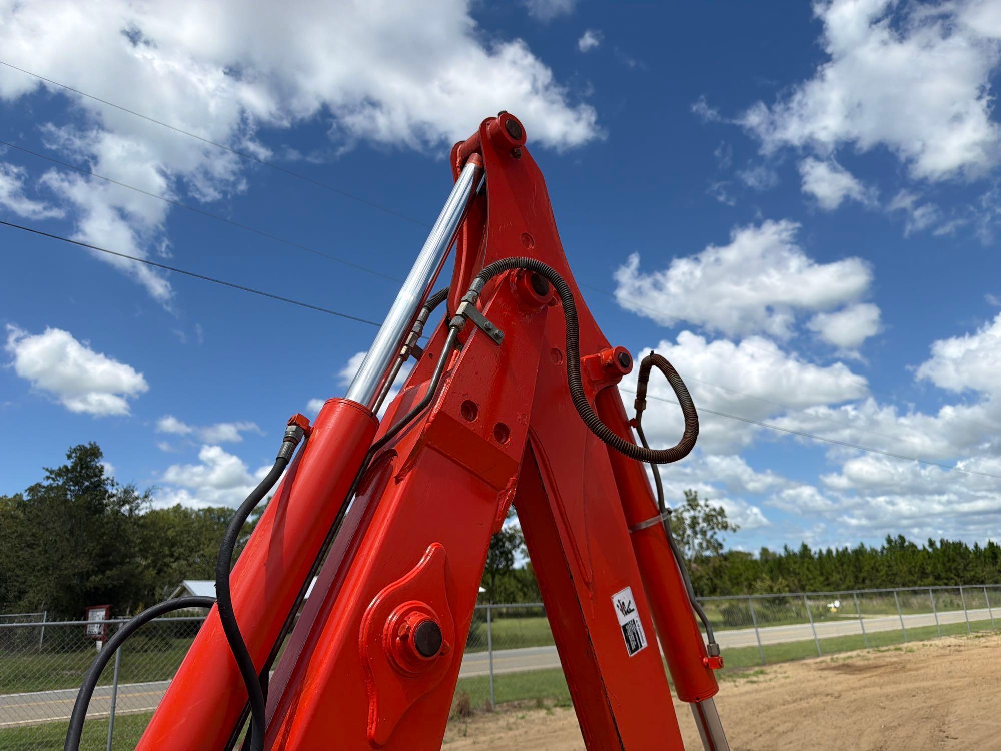 Kubota L48