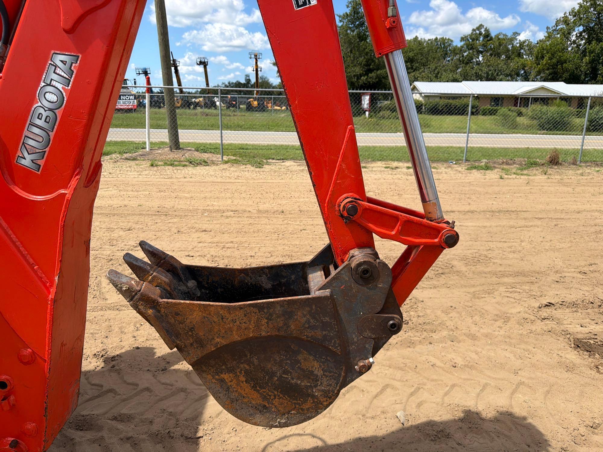 Kubota L48