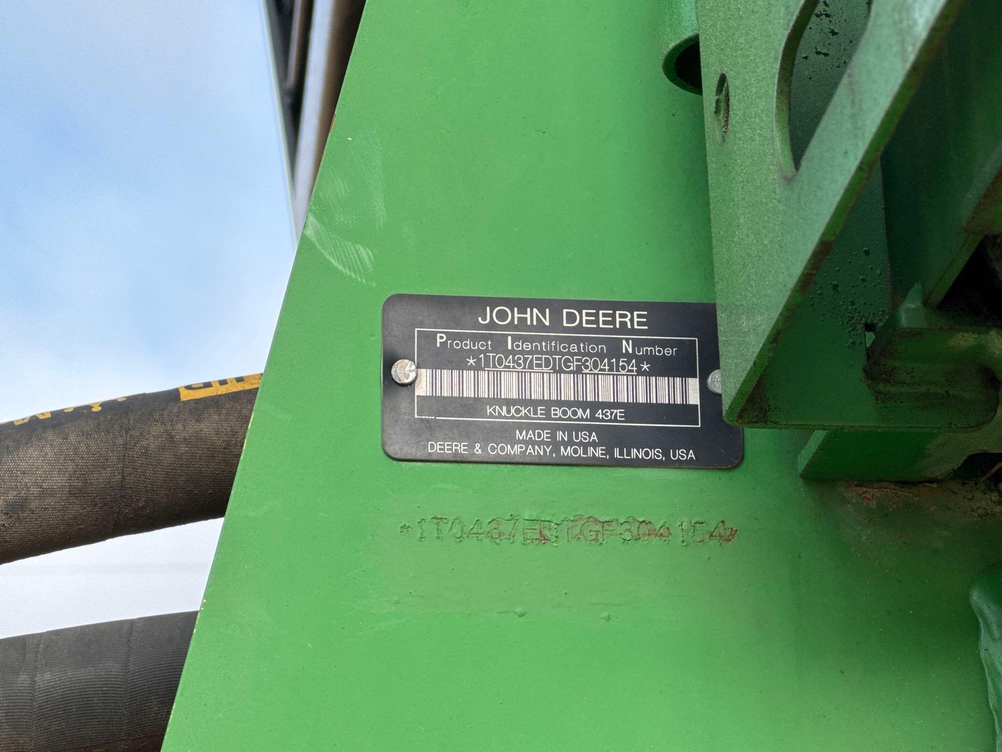 John Deere 437