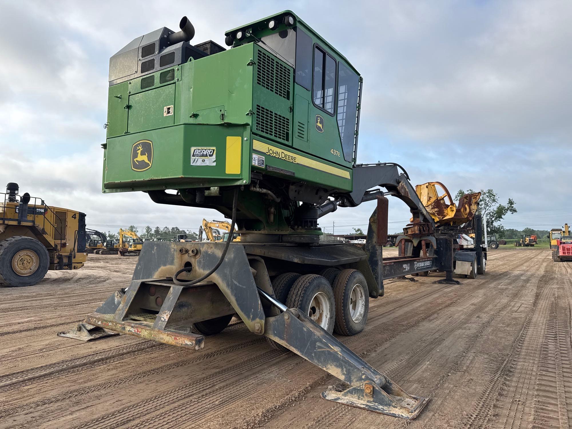 John Deere 437