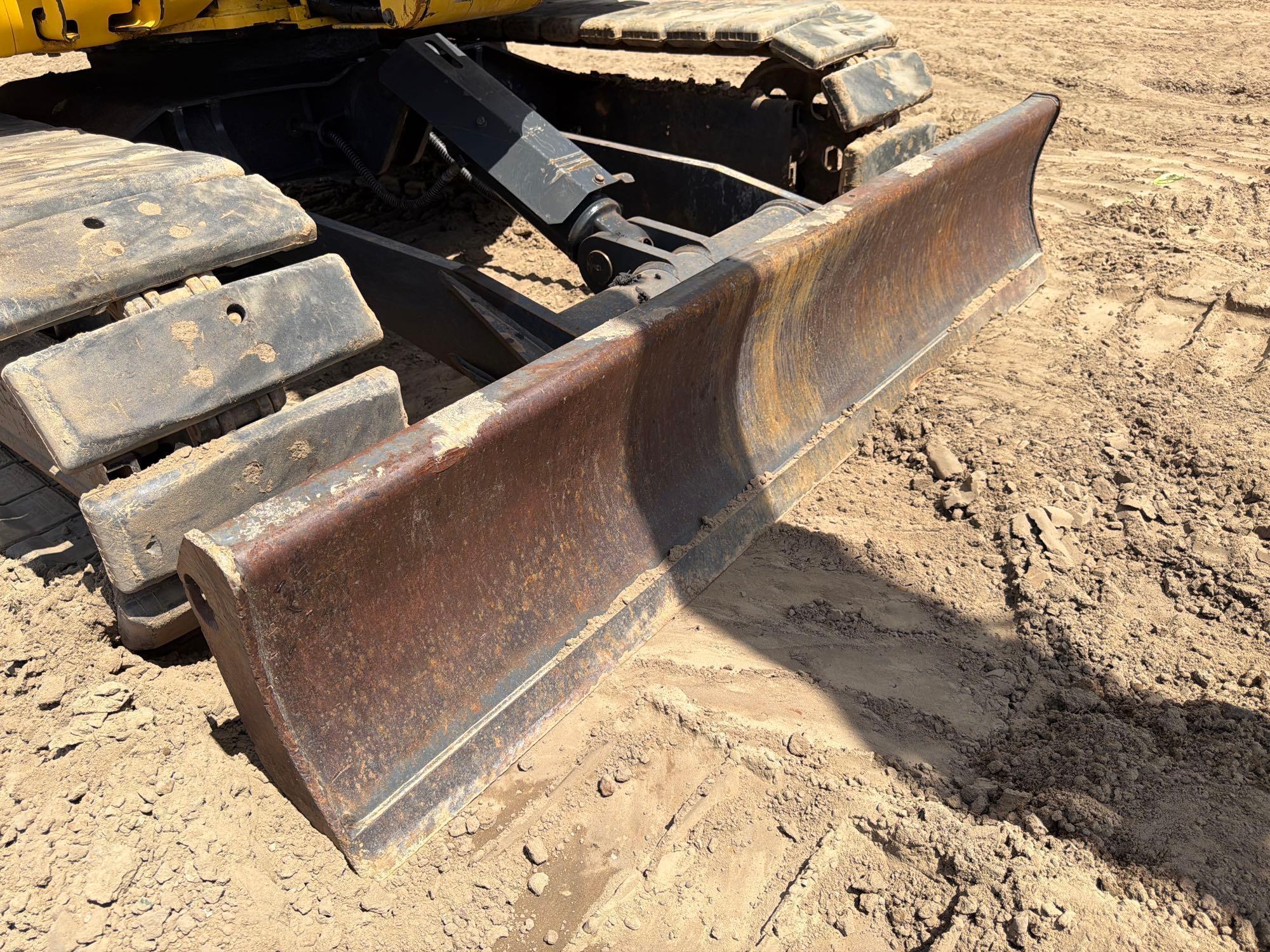 2014 Komatsu PC88MR