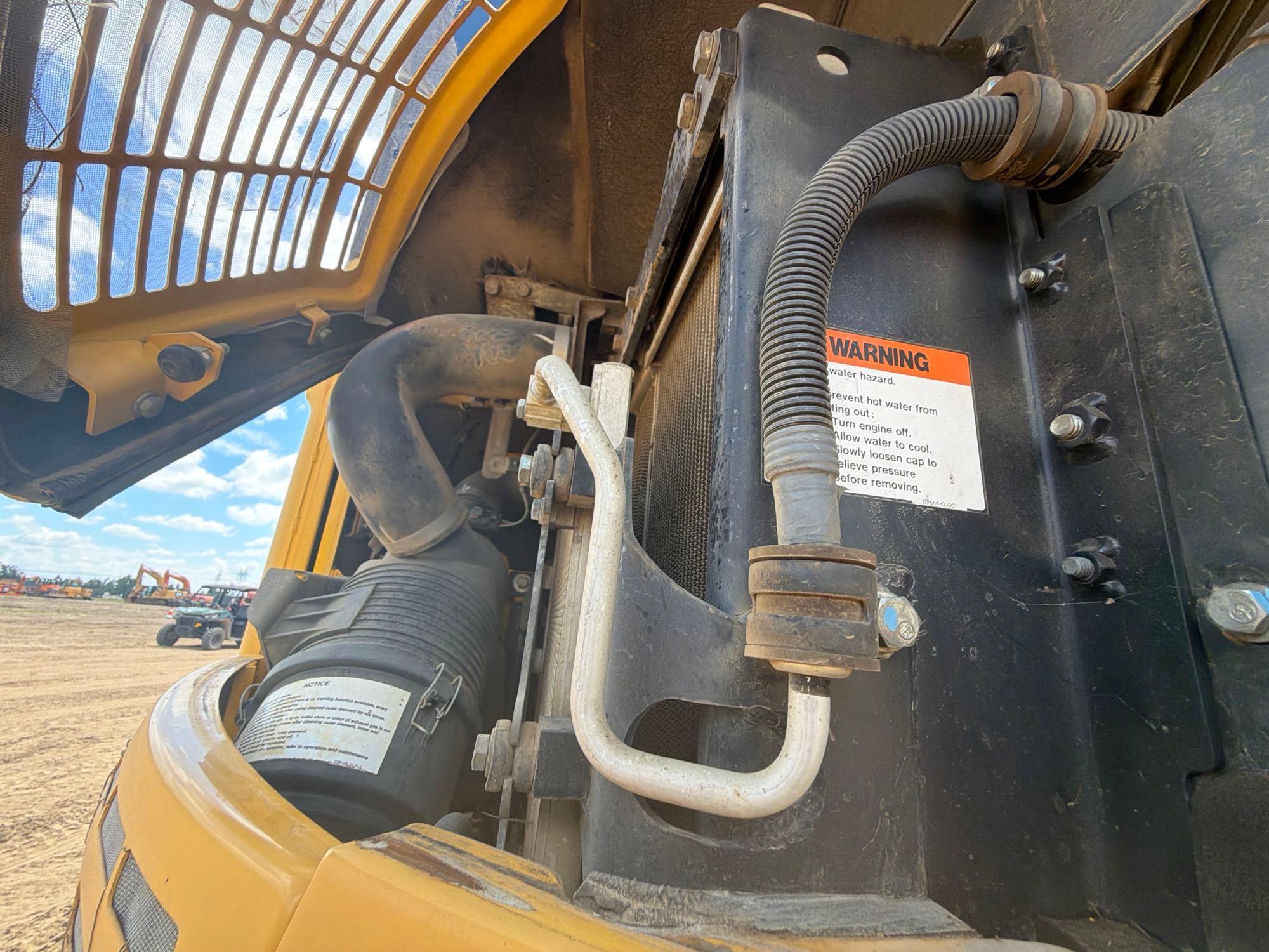 2014 Komatsu PC88MR
