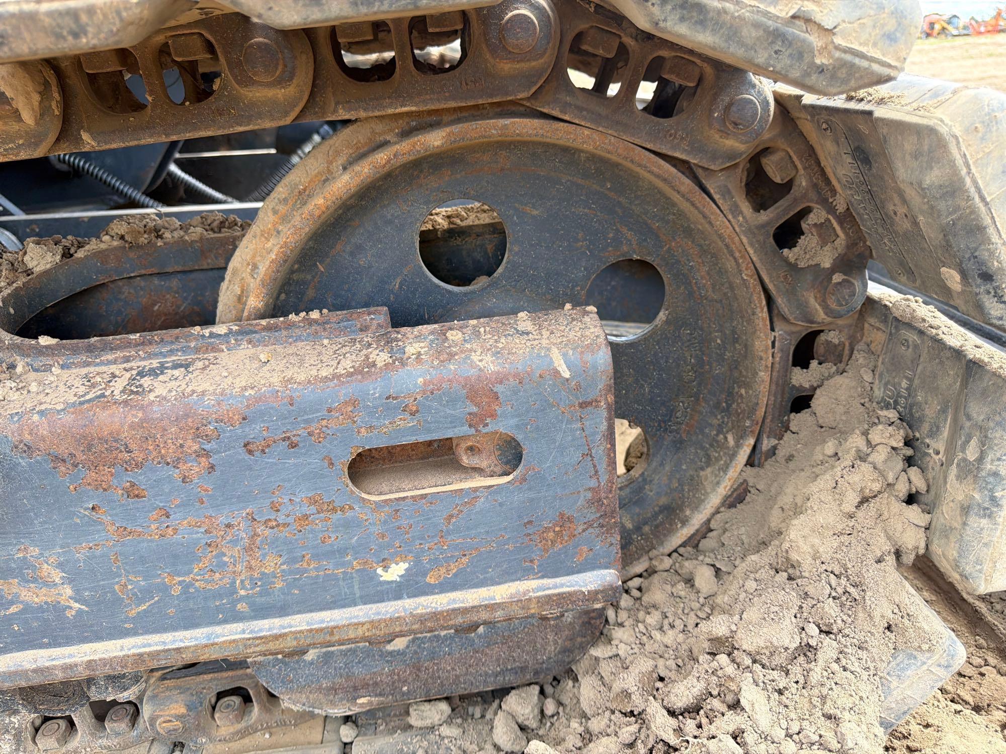 2014 Komatsu PC88MR