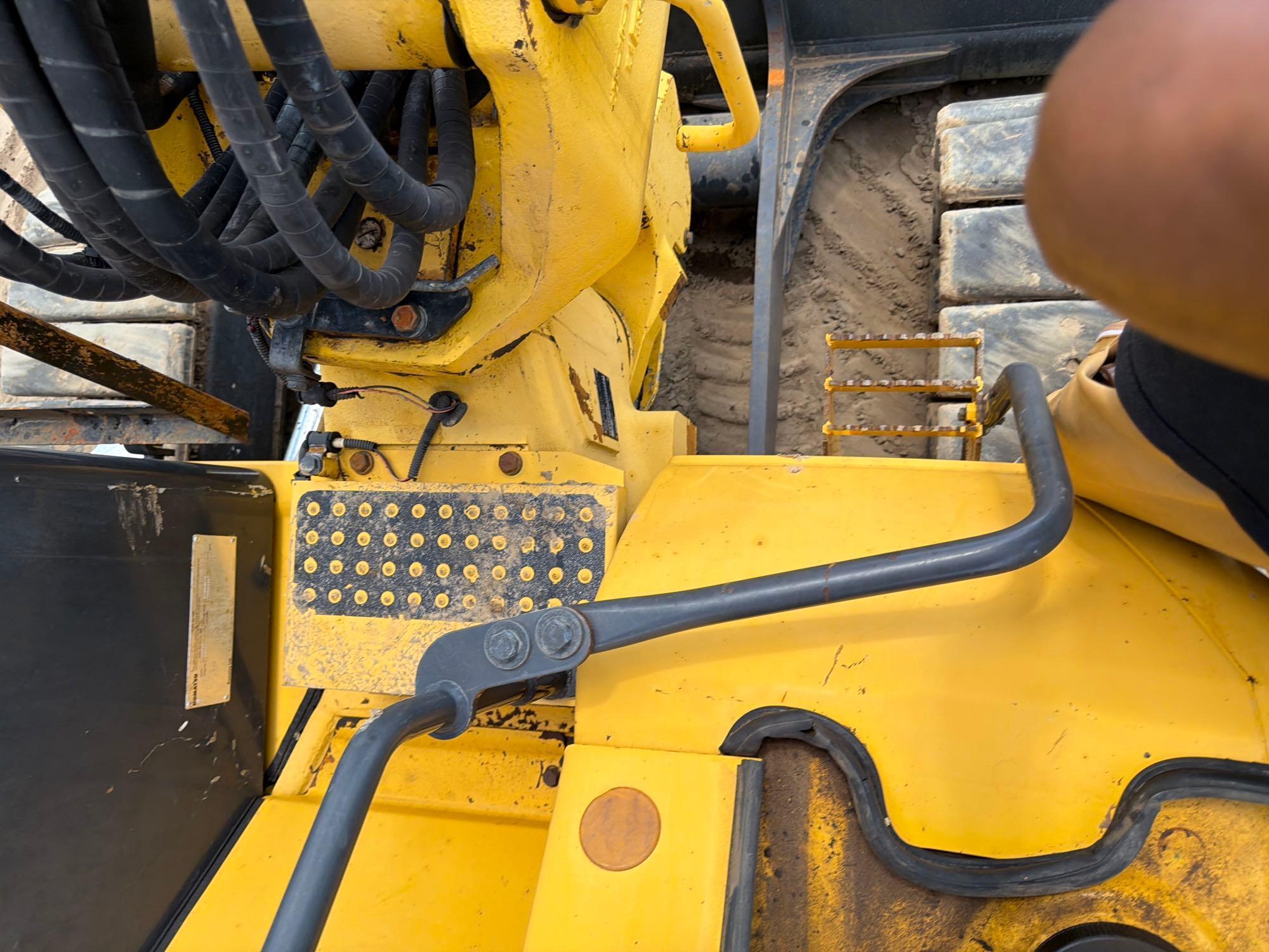 2014 Komatsu PC88MR