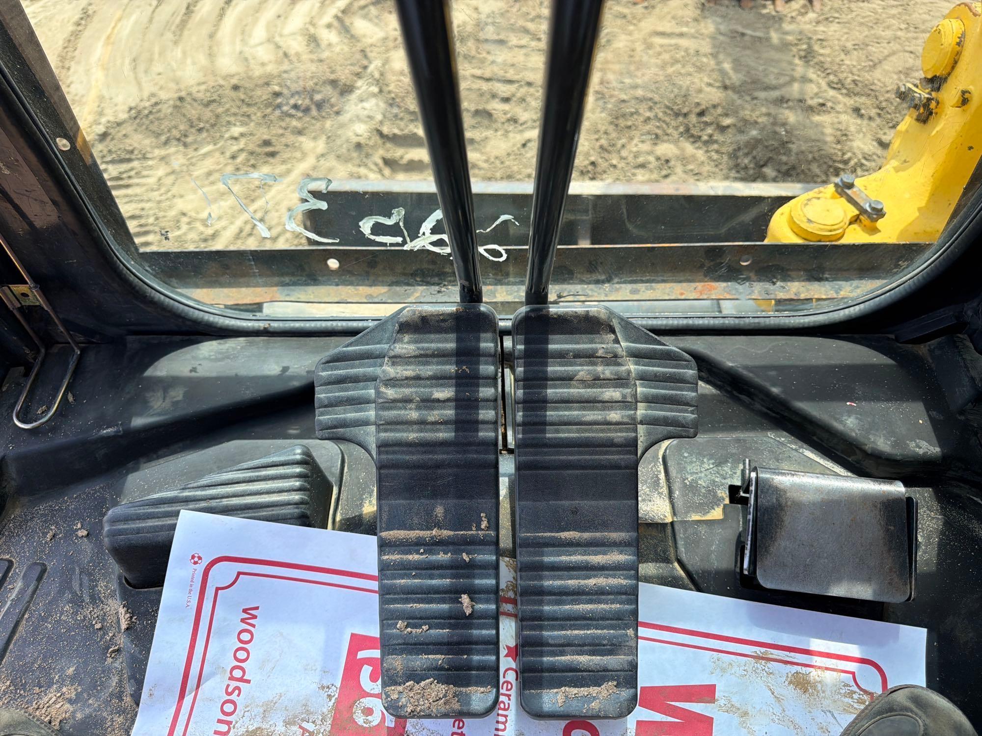 2014 Komatsu PC88MR