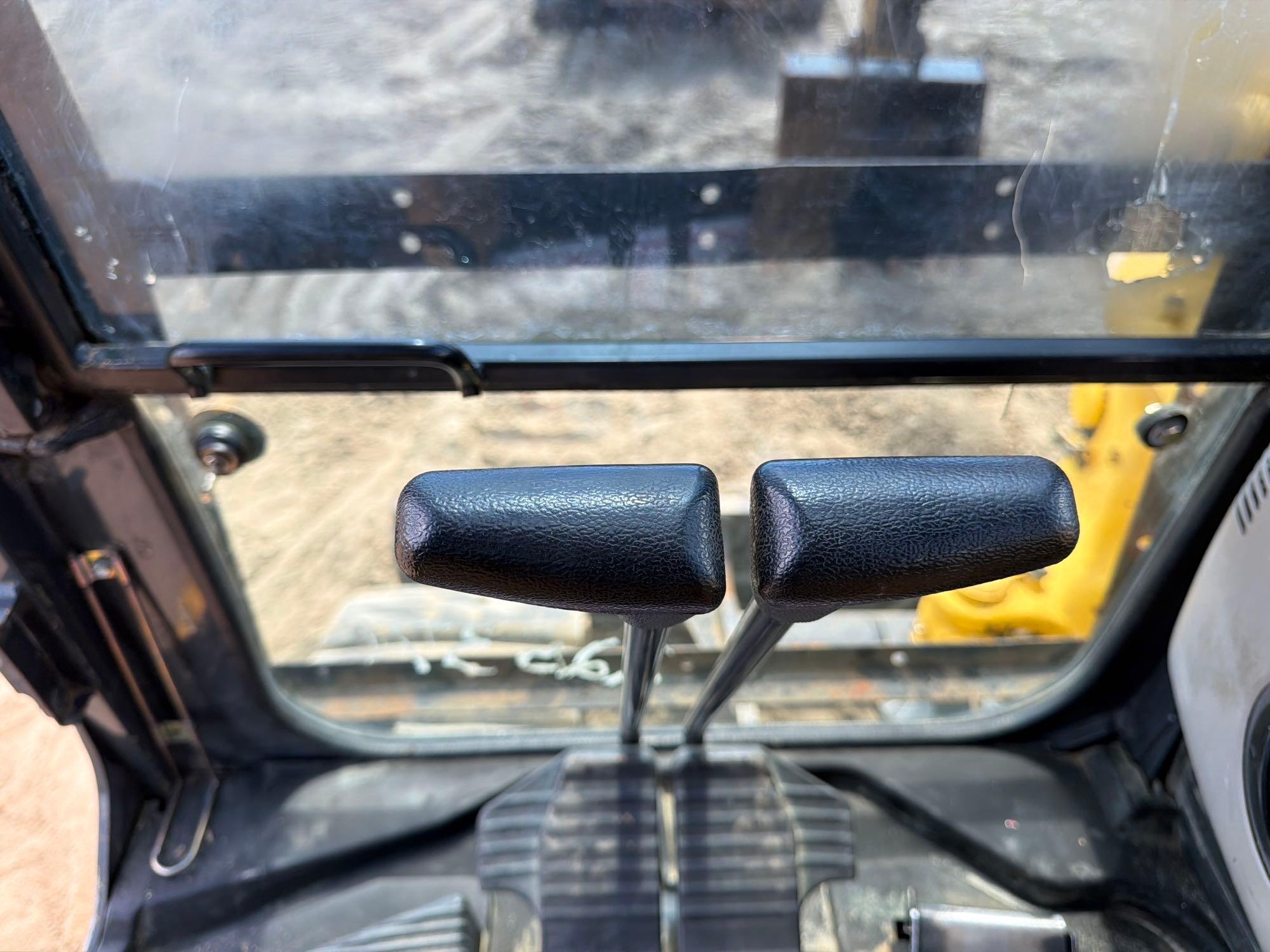 2014 Komatsu PC88MR