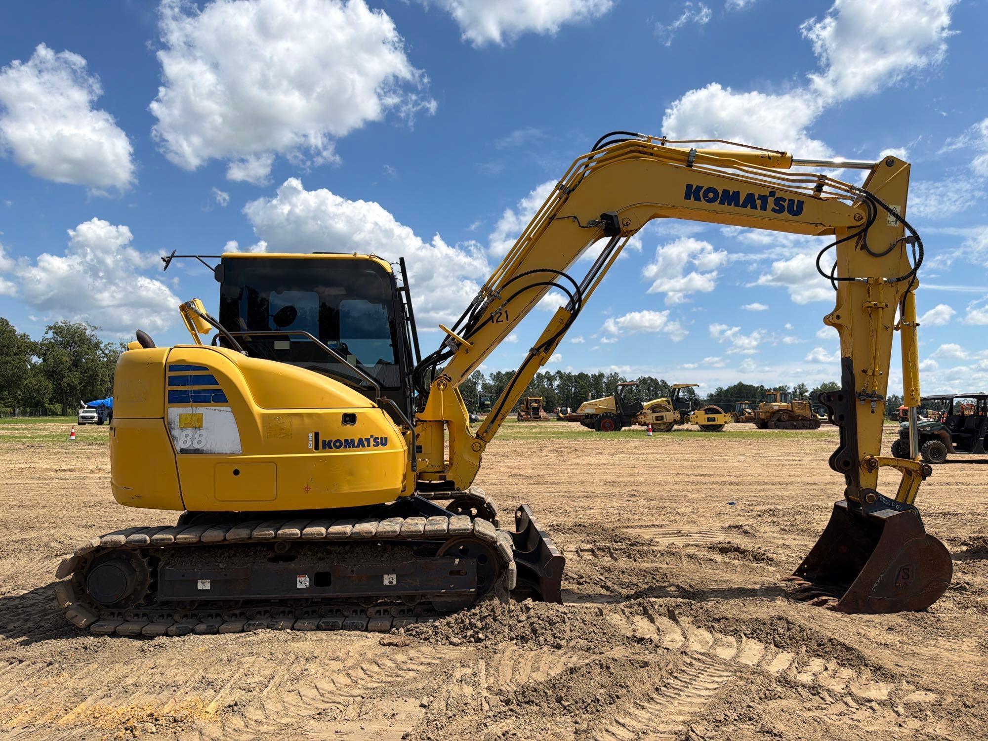 2014 Komatsu PC88MR