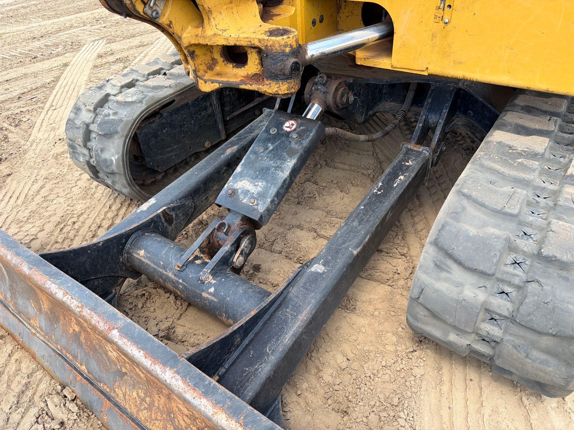 2023 Caterpillar 306