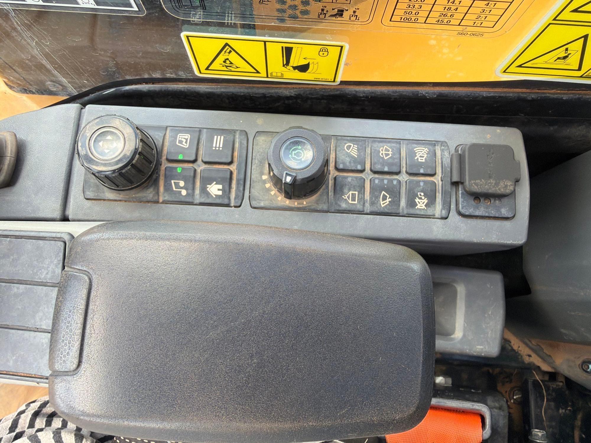 2023 Caterpillar 306