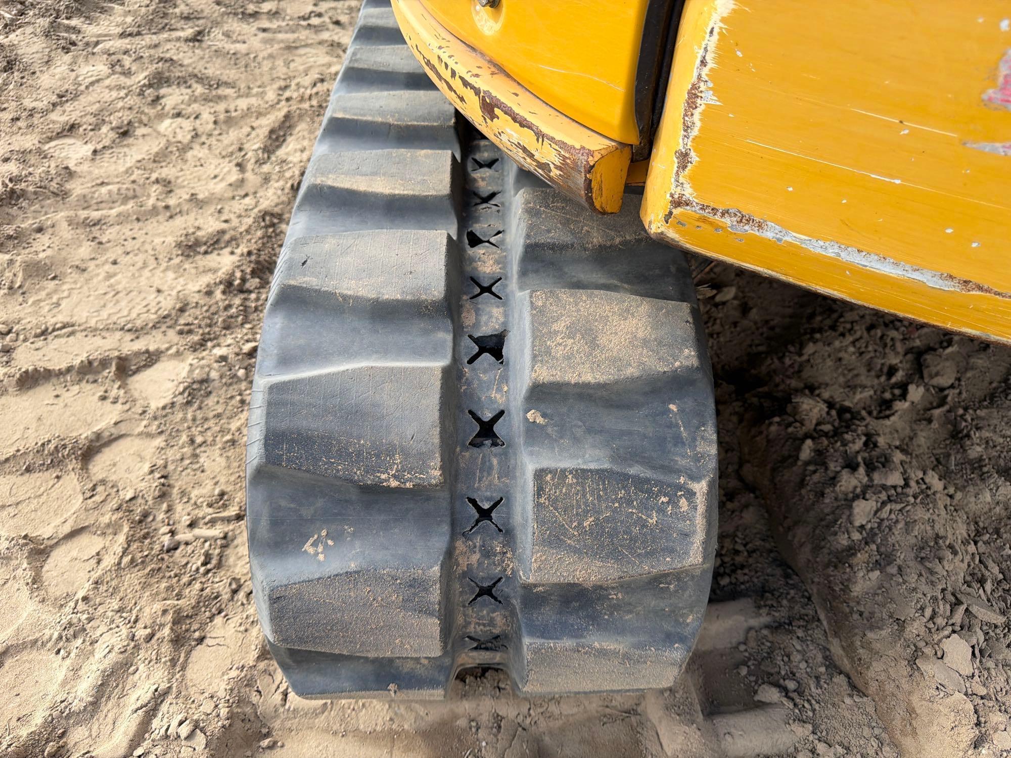 2016 John Deere 60G