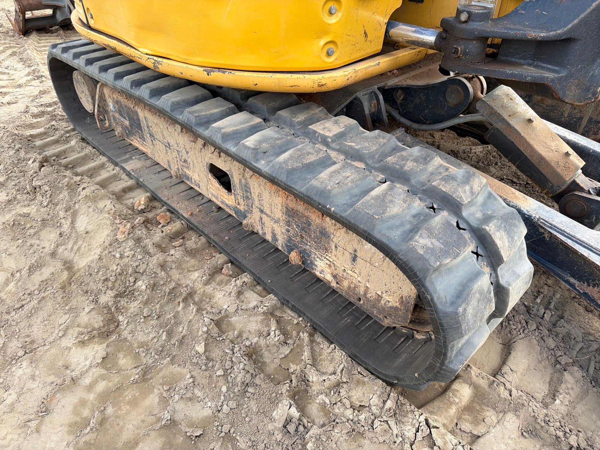 2016 John Deere 60G