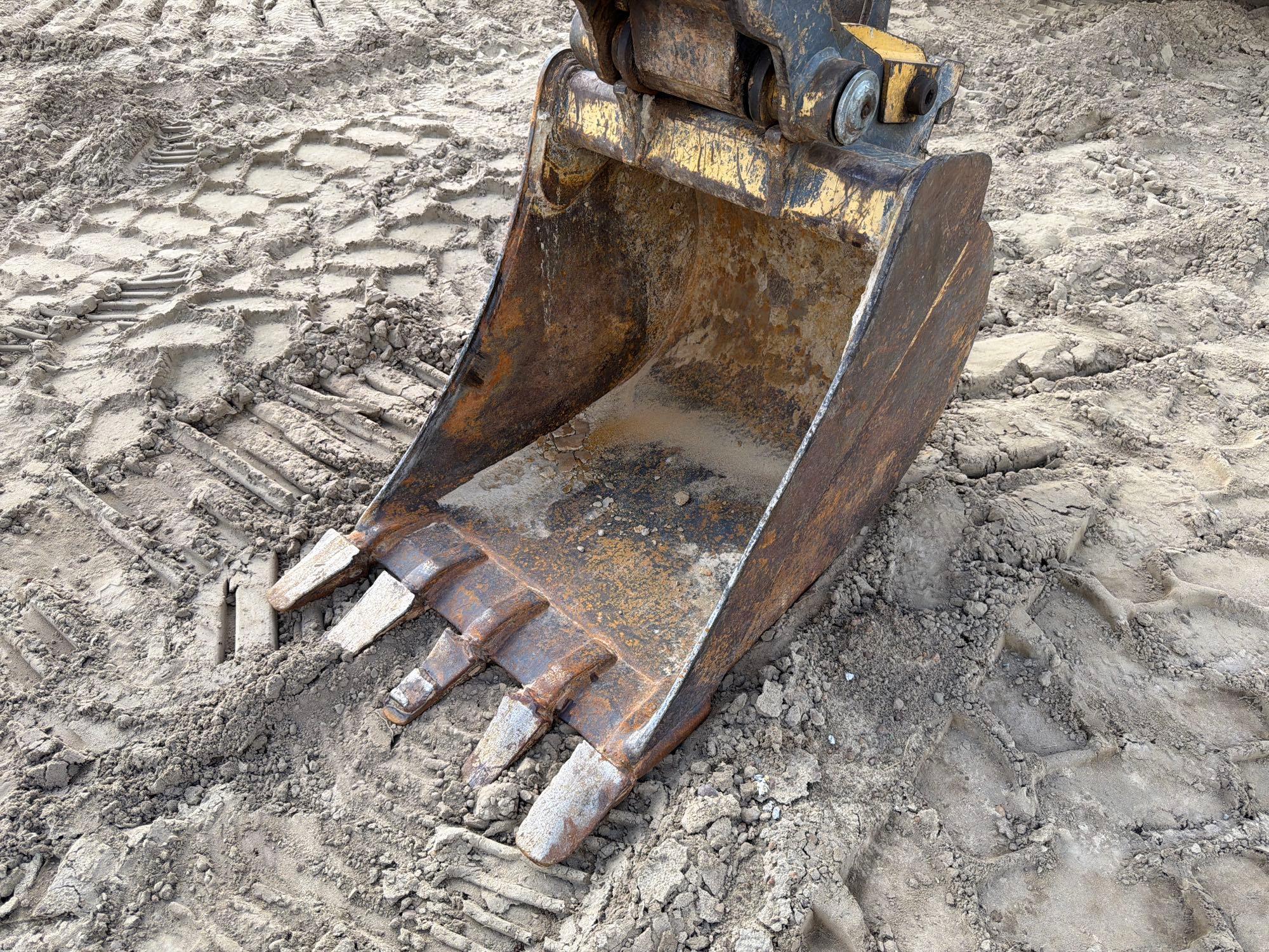 2016 John Deere 60G