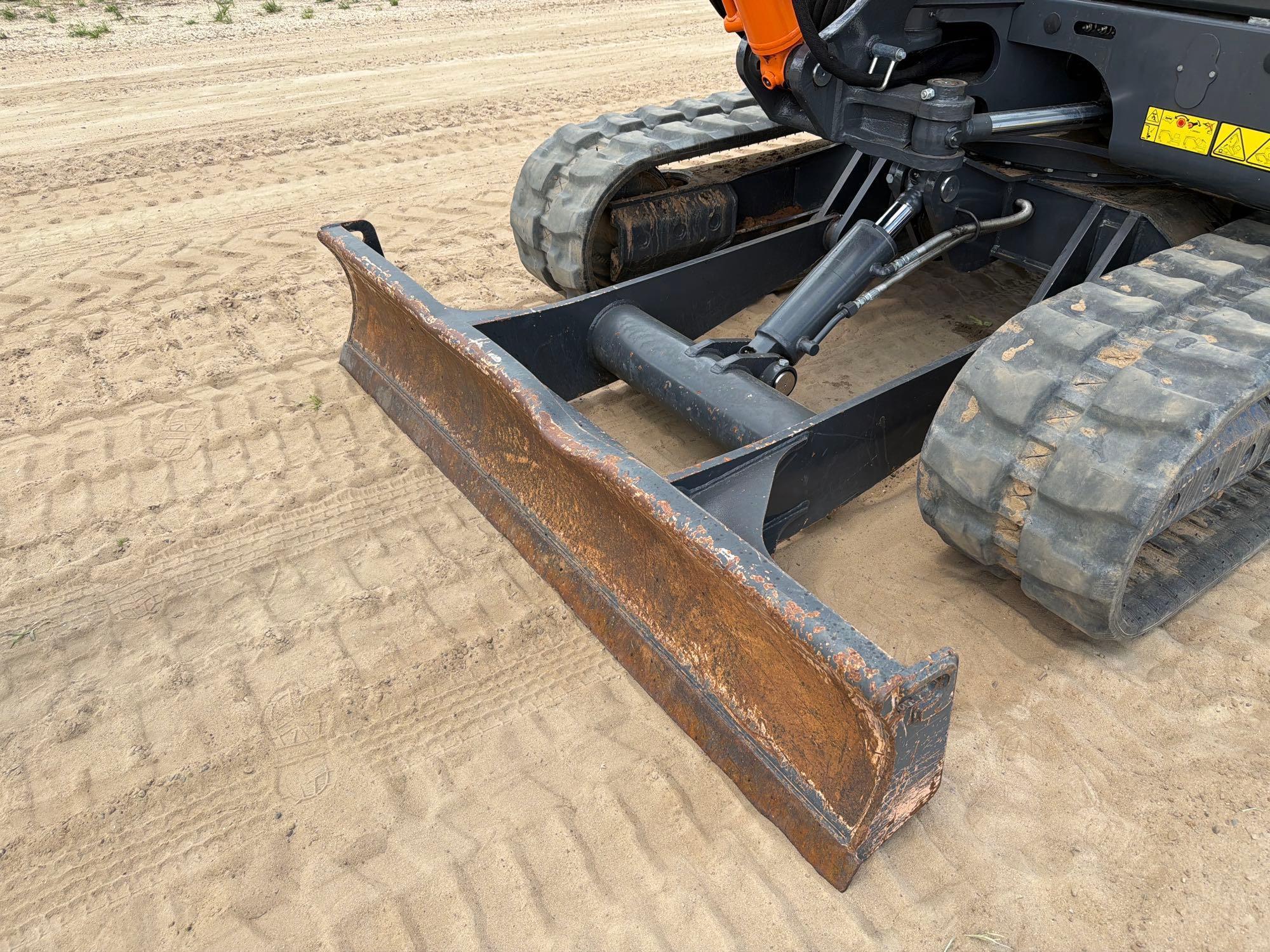2023 Doosan DX63-3