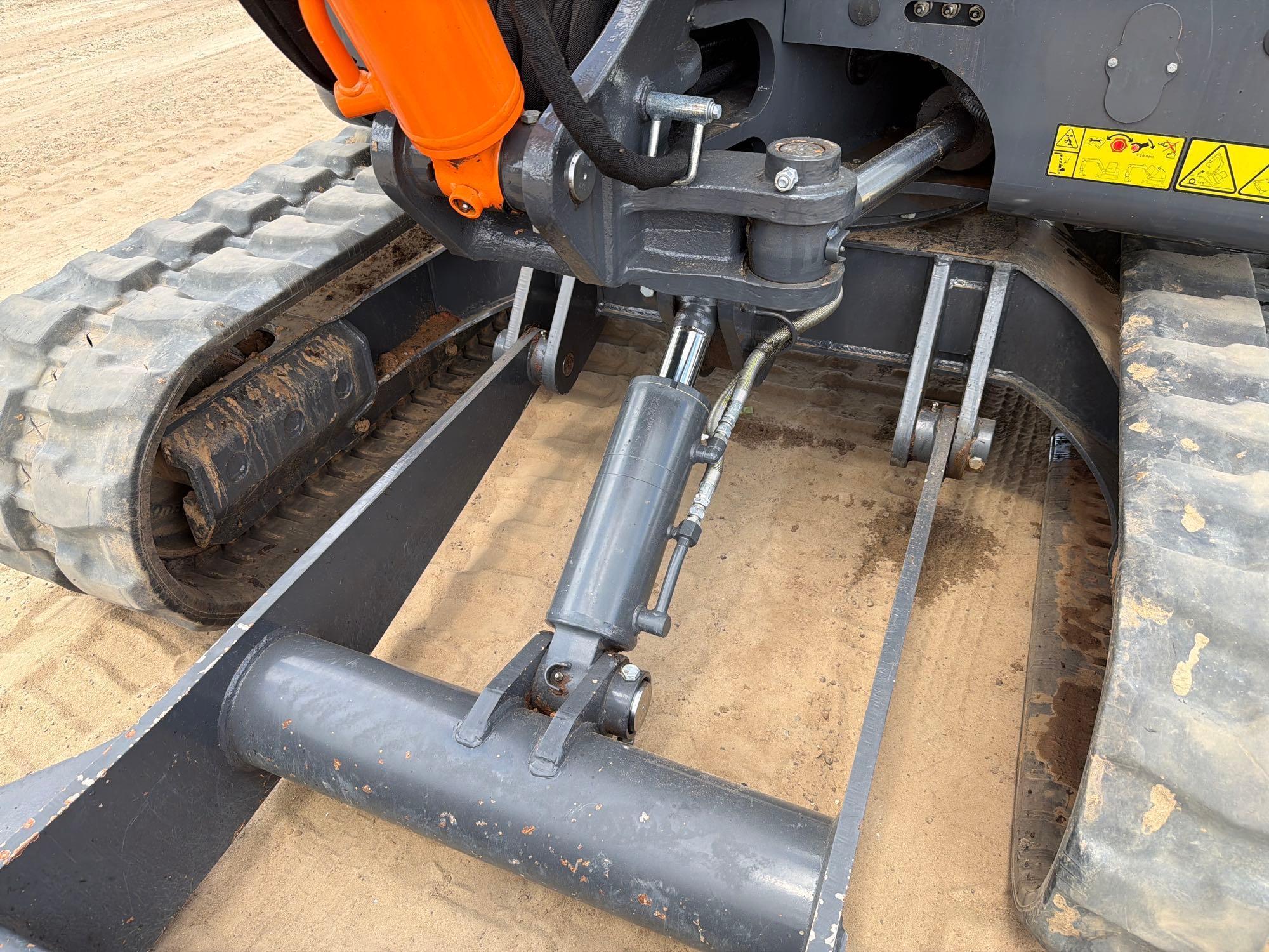 2023 Doosan DX63-3