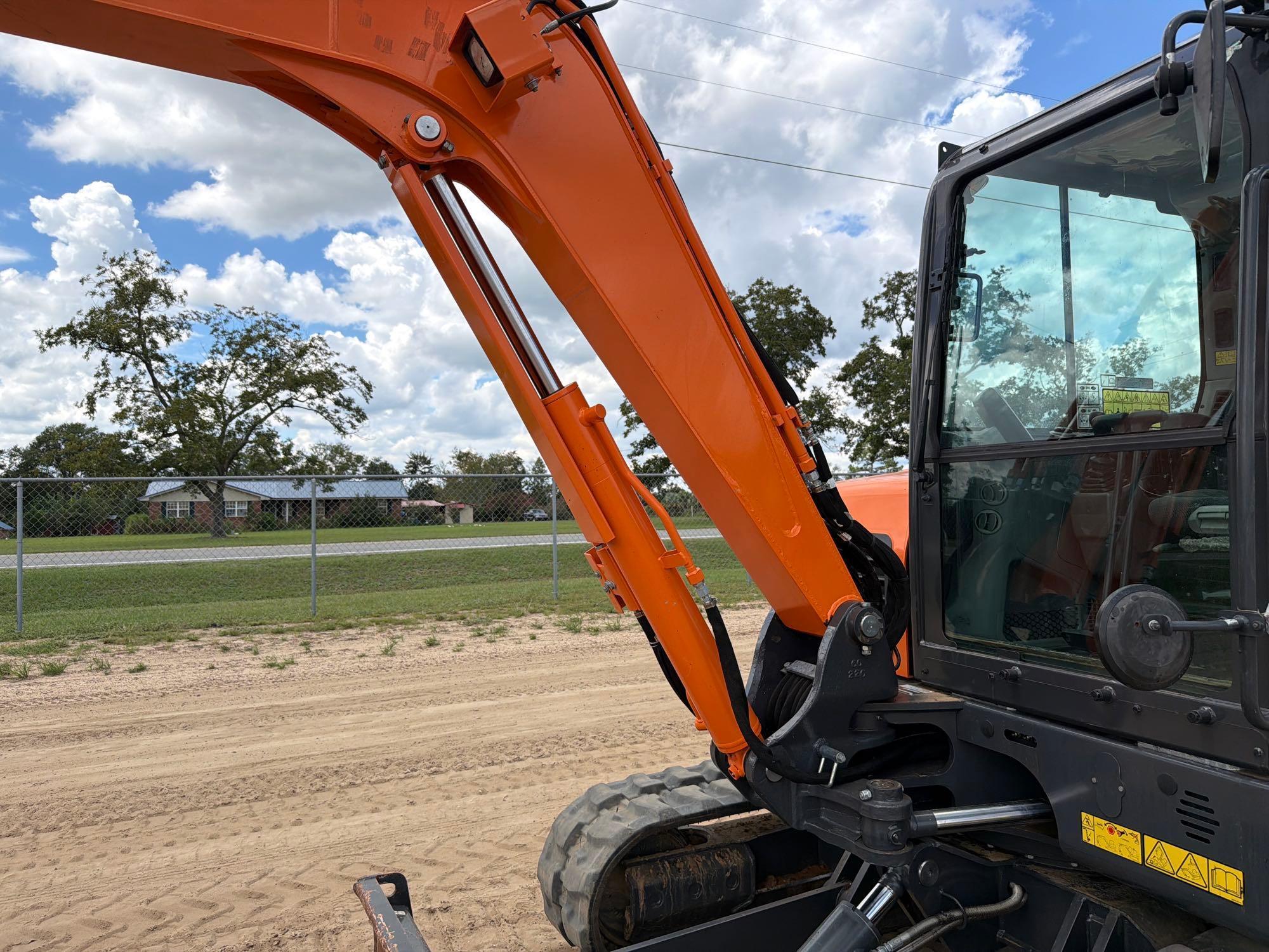 2023 Doosan DX63-3