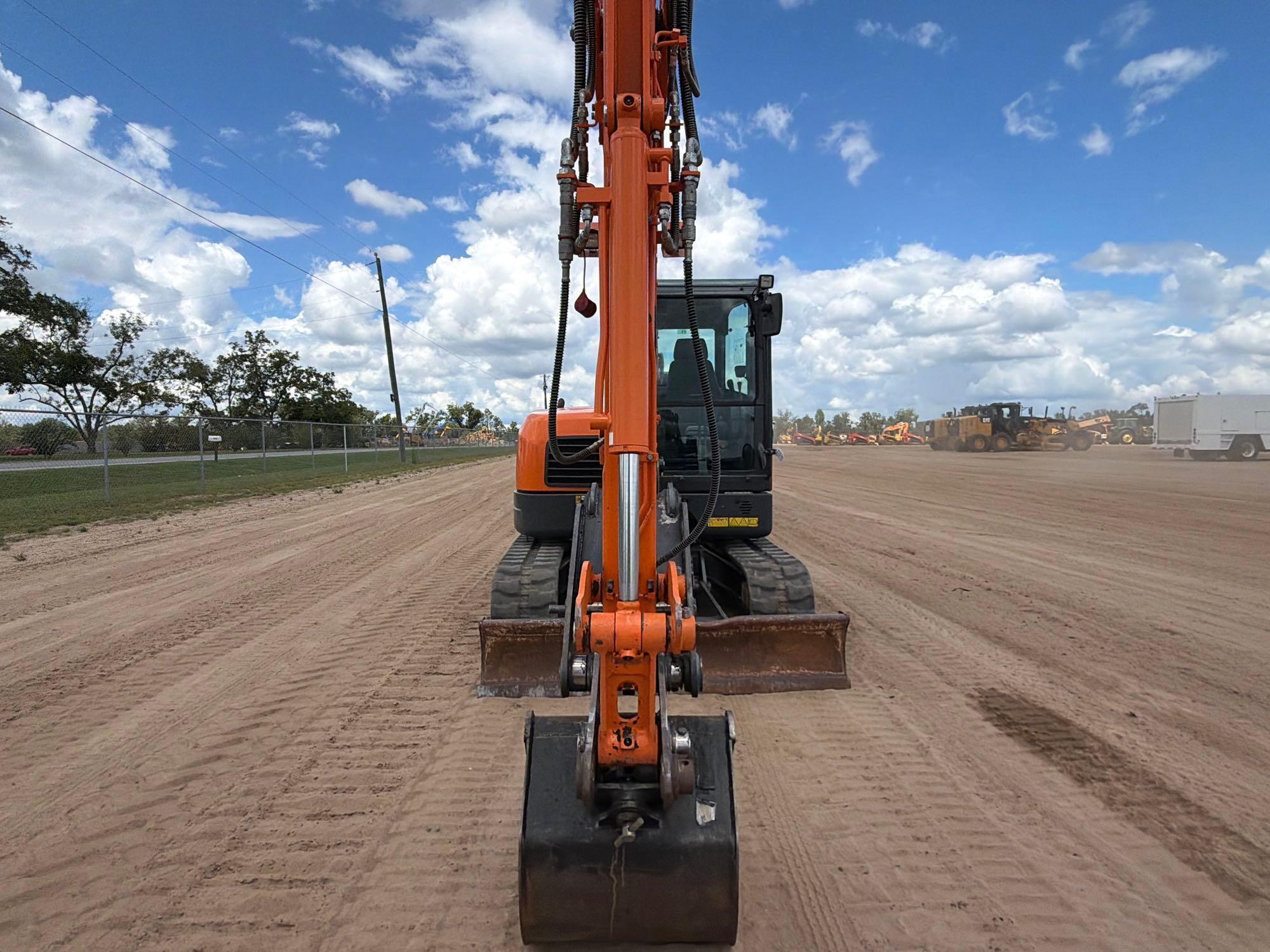 2023 Doosan DX63-3