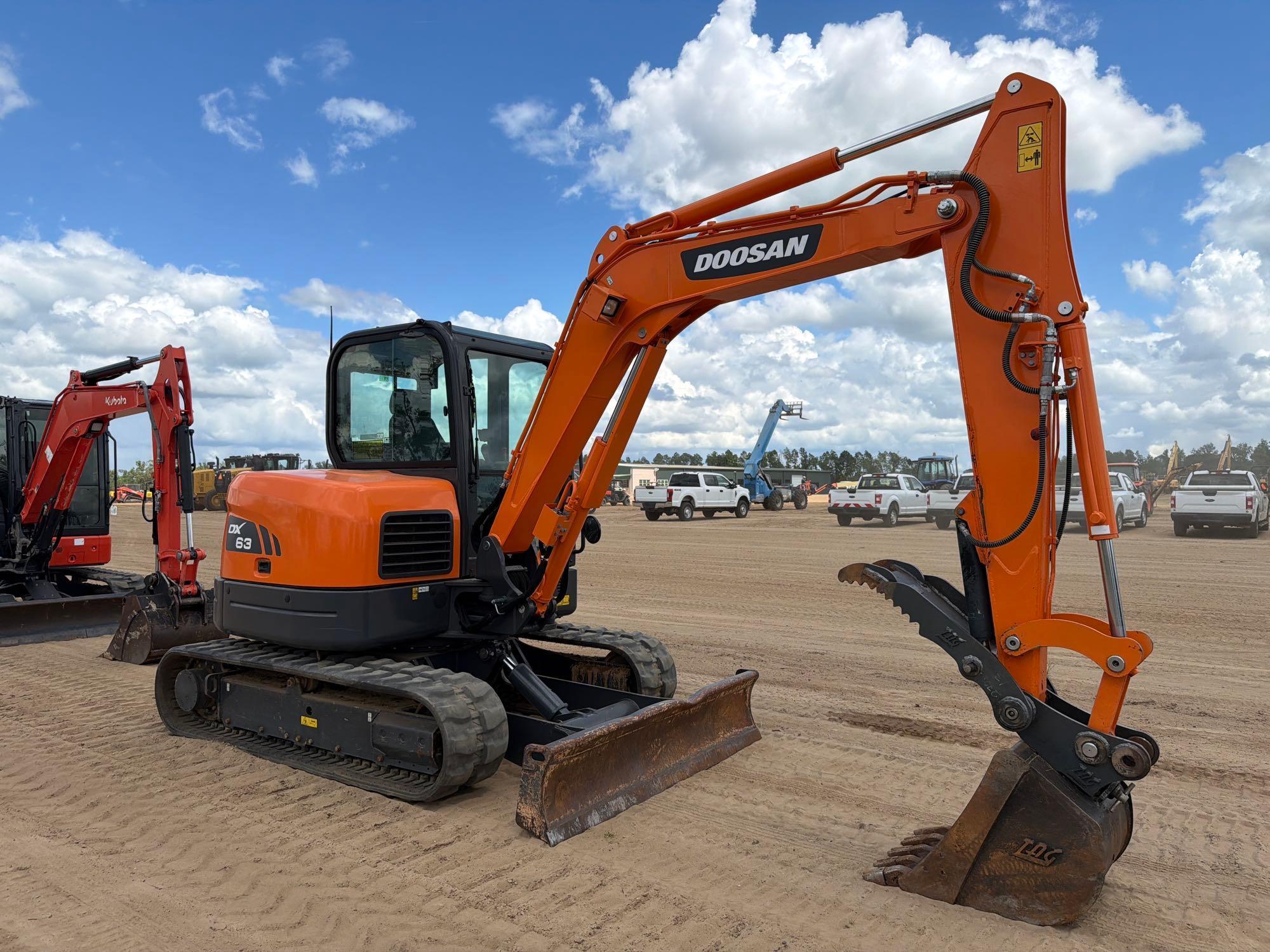 2023 Doosan DX63-3