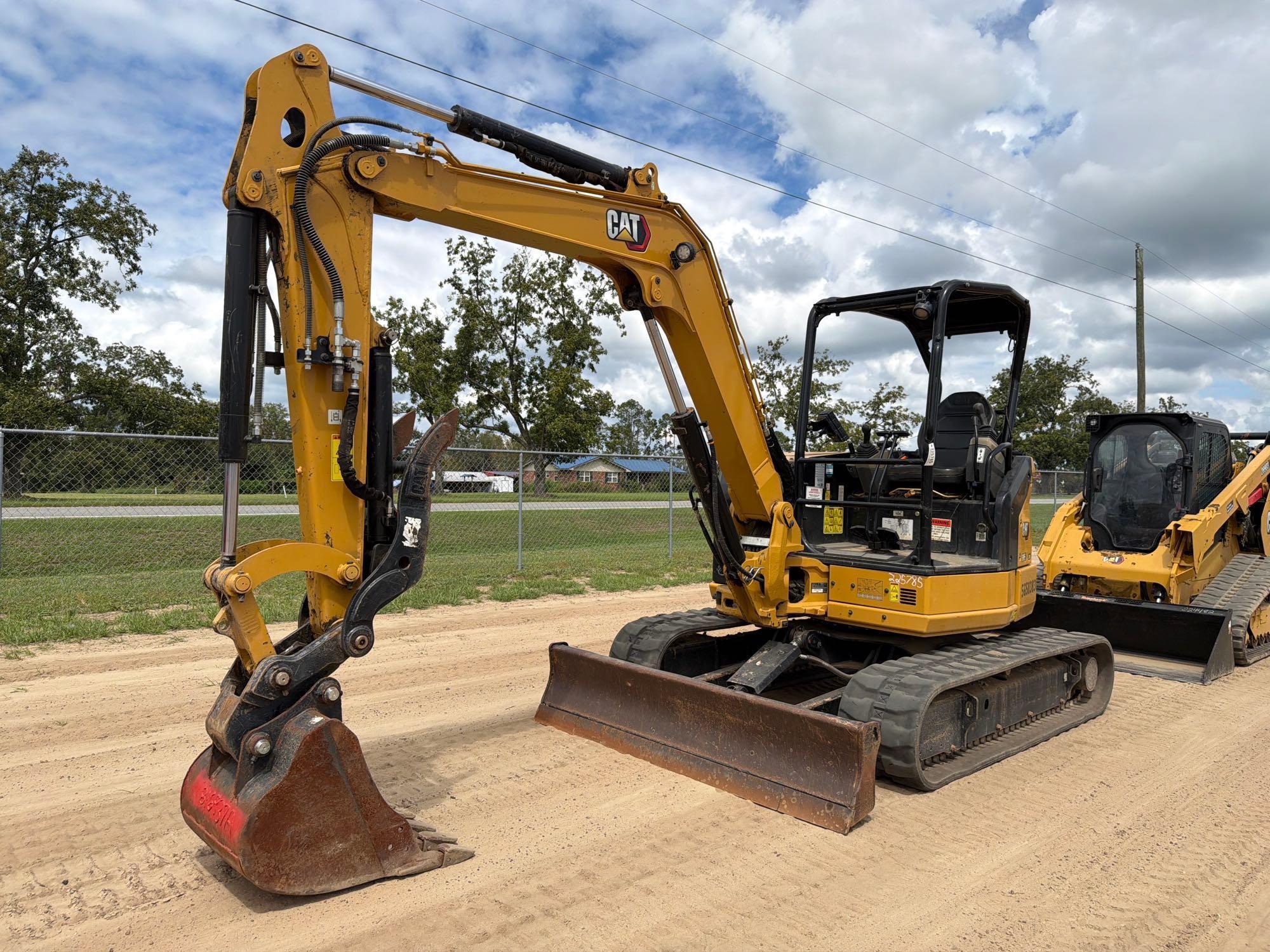 2023 Caterpillar 305CR