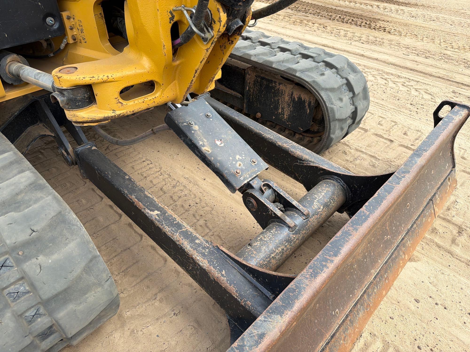 2023 Caterpillar 305CR