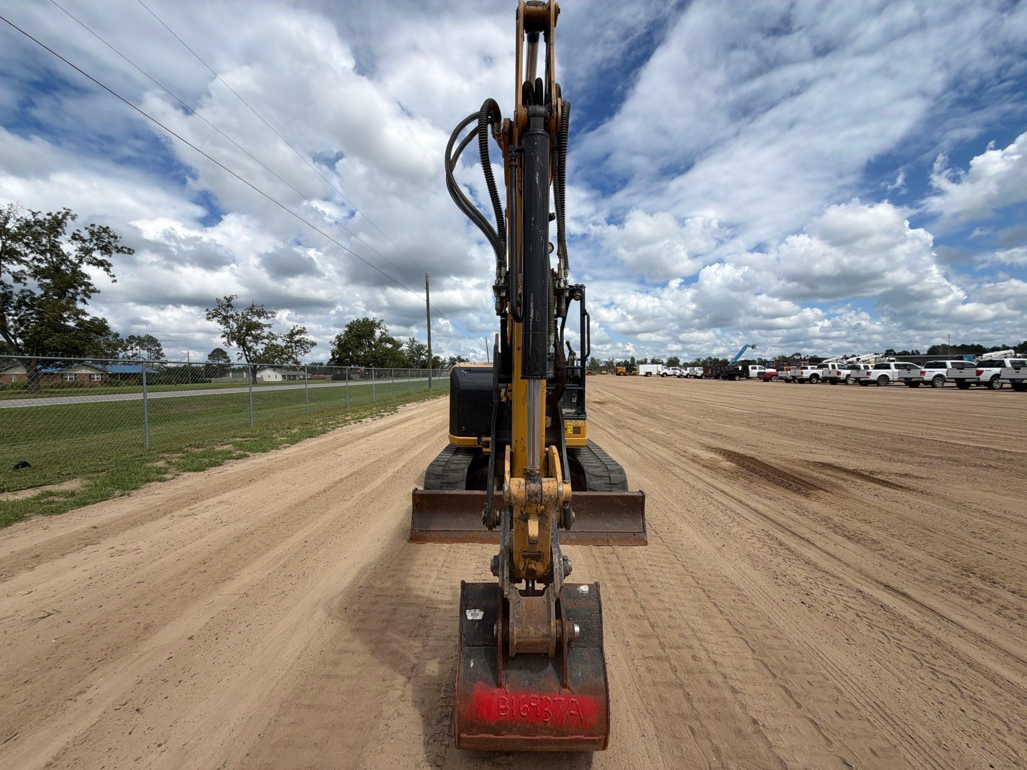 2023 Caterpillar 305CR