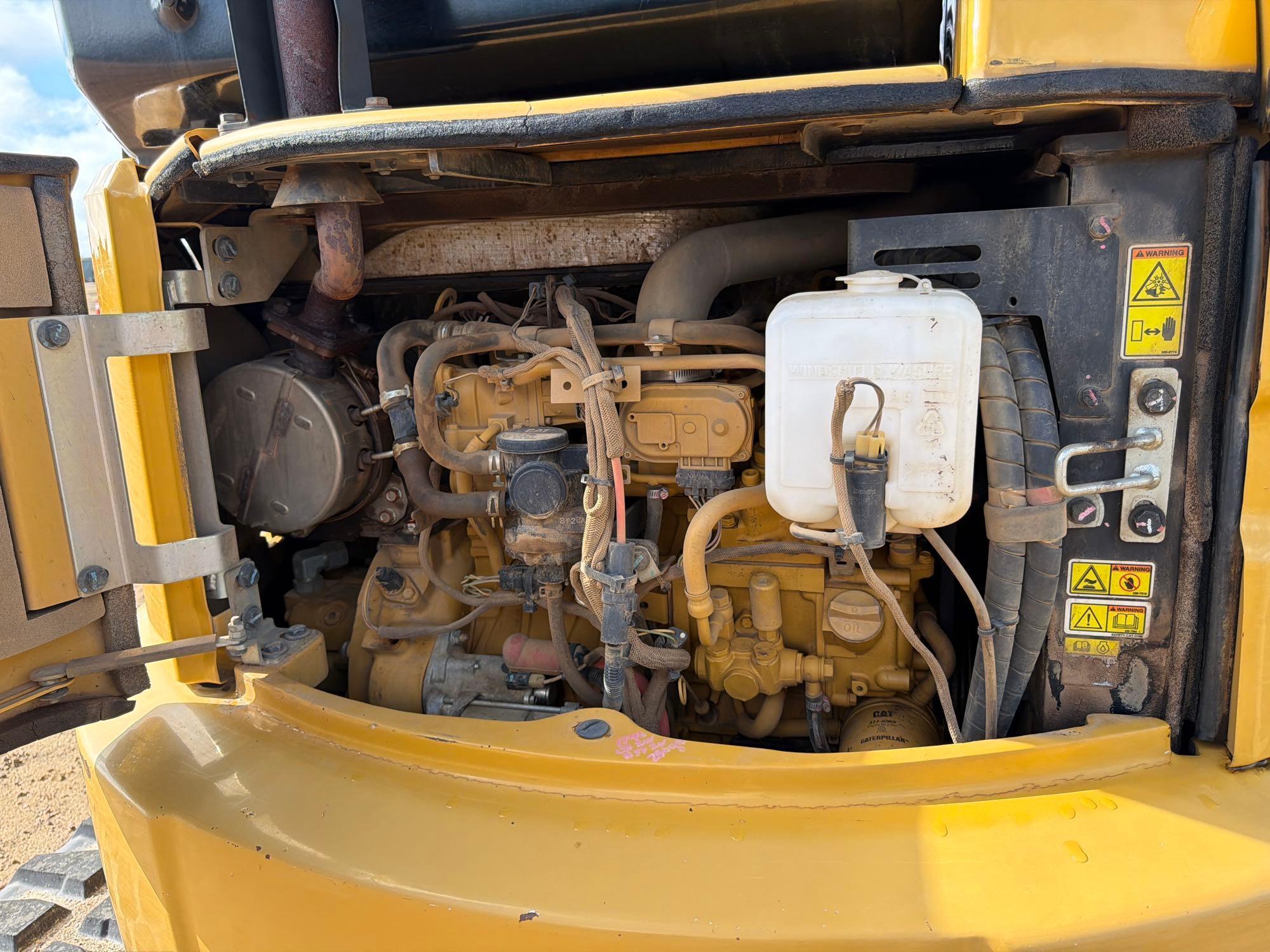 Caterpillar 304