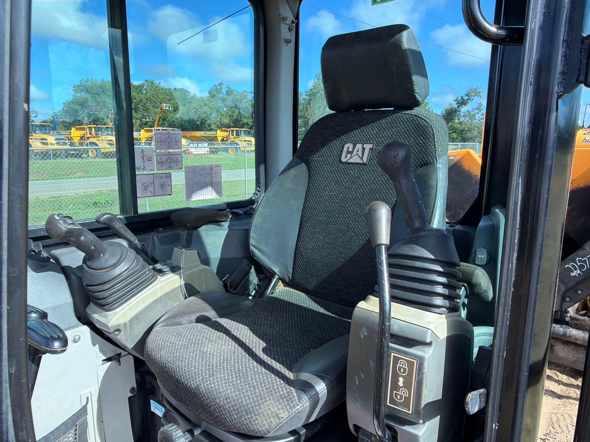 Caterpillar 304