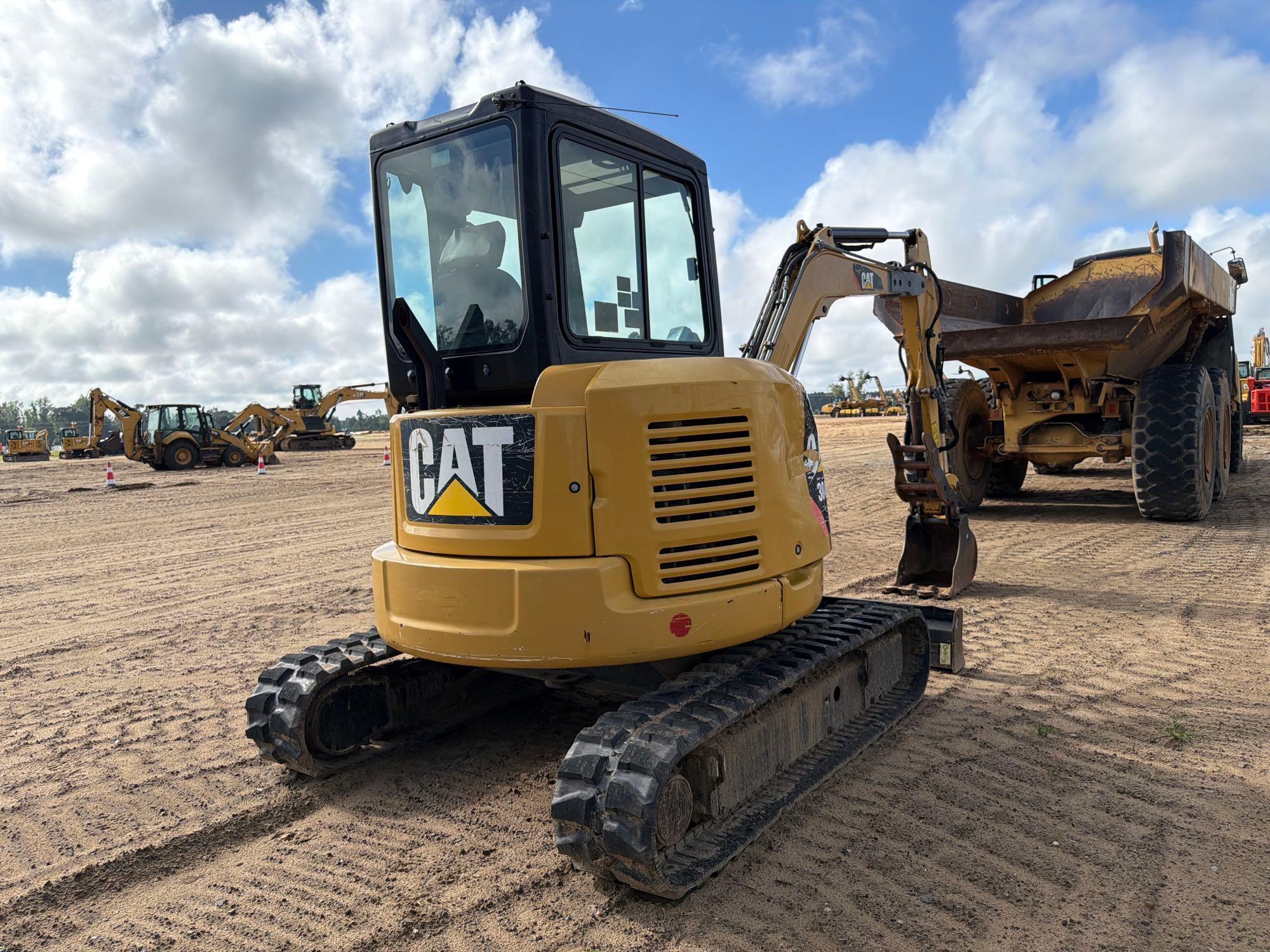 Caterpillar 304