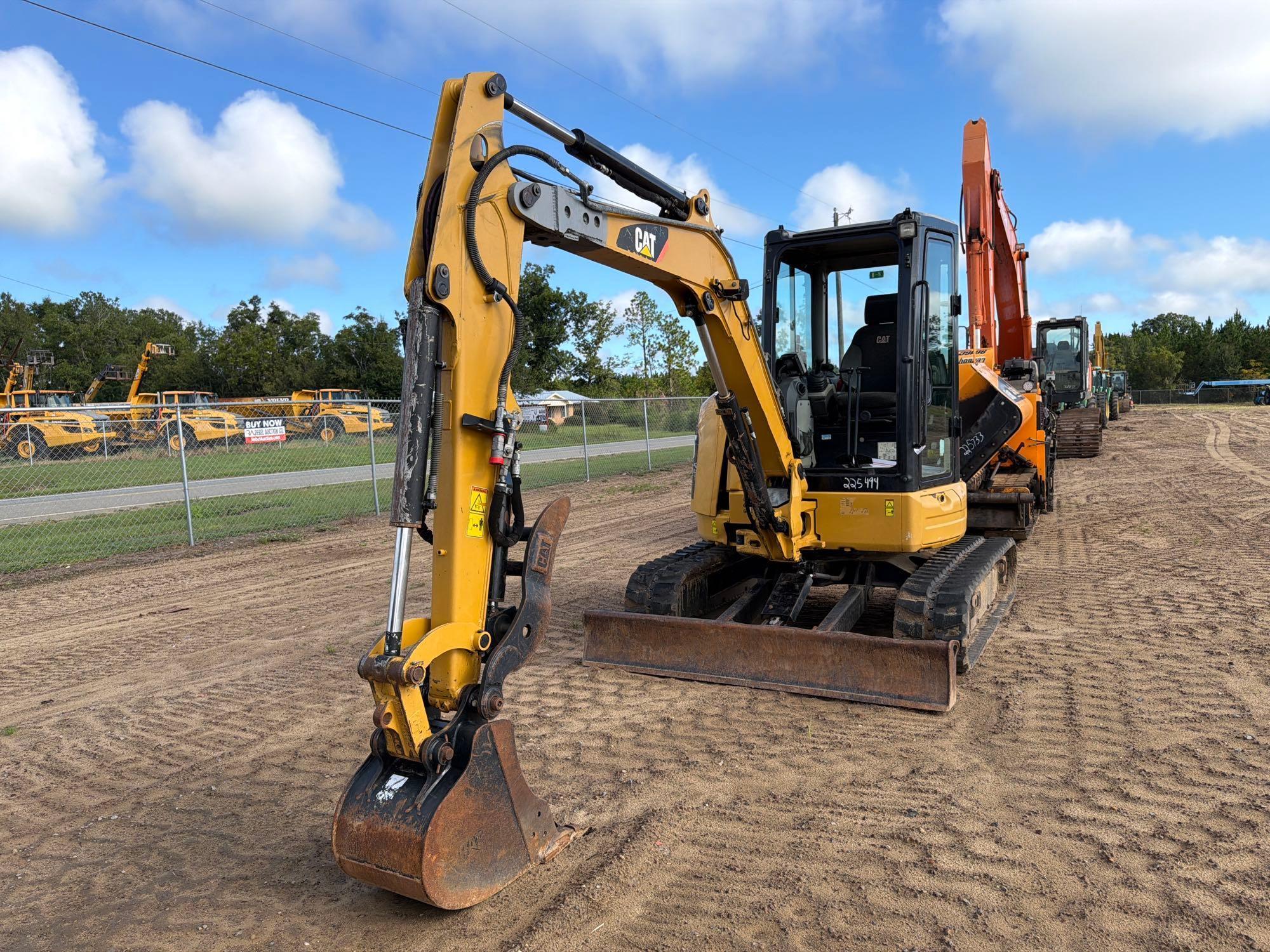 Caterpillar 304