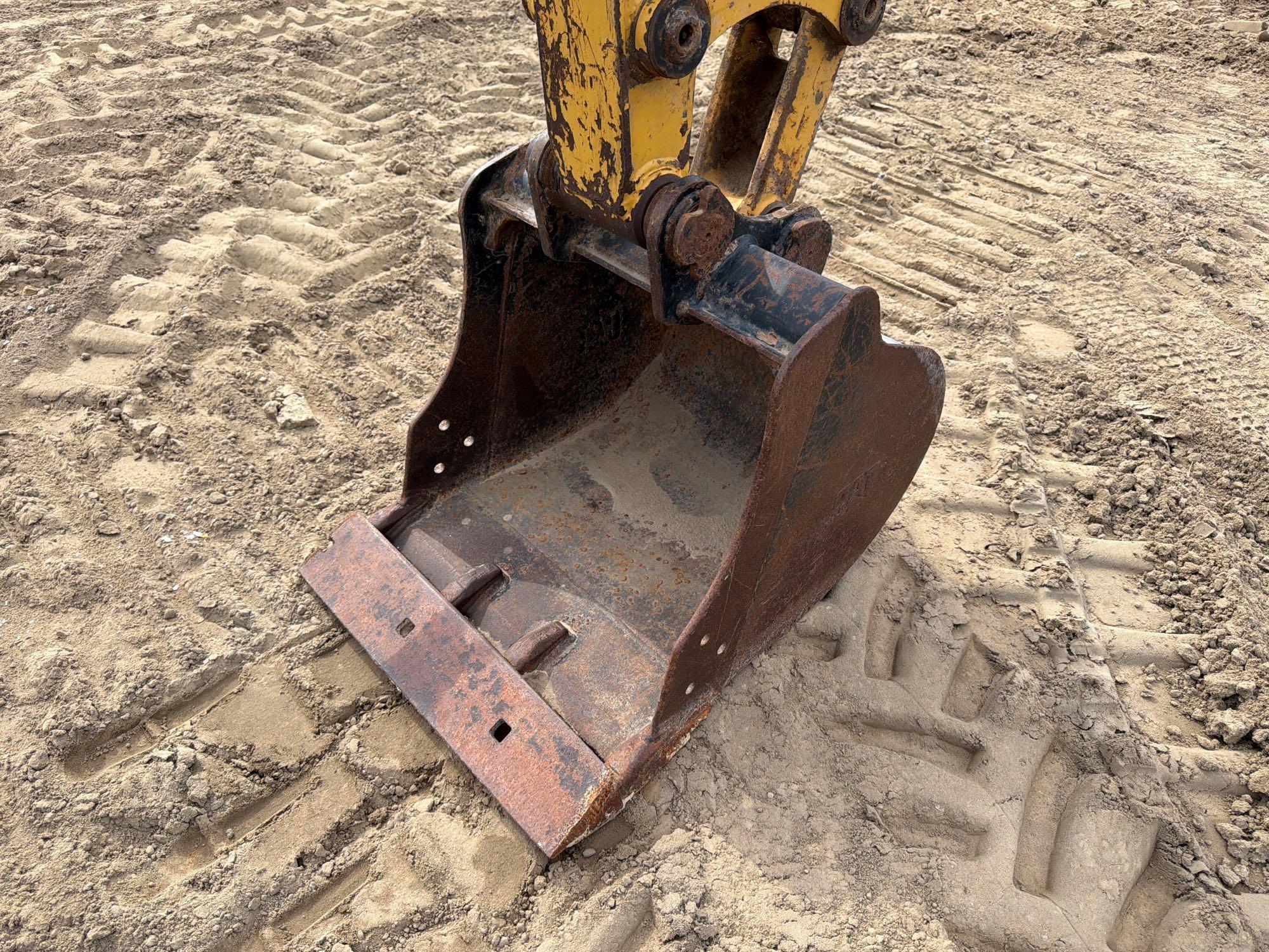 2017 Caterpillar 304E