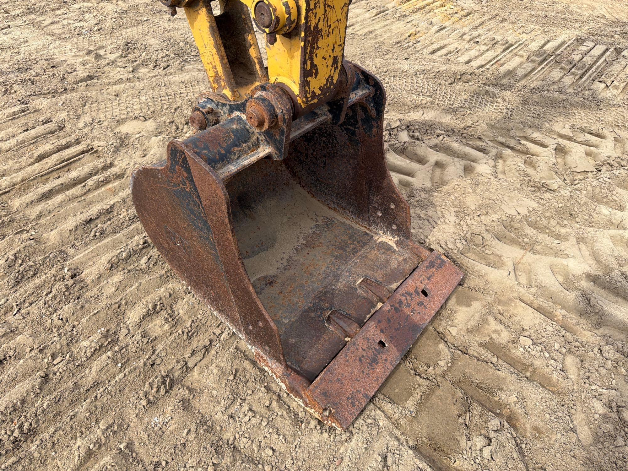 2017 Caterpillar 304E