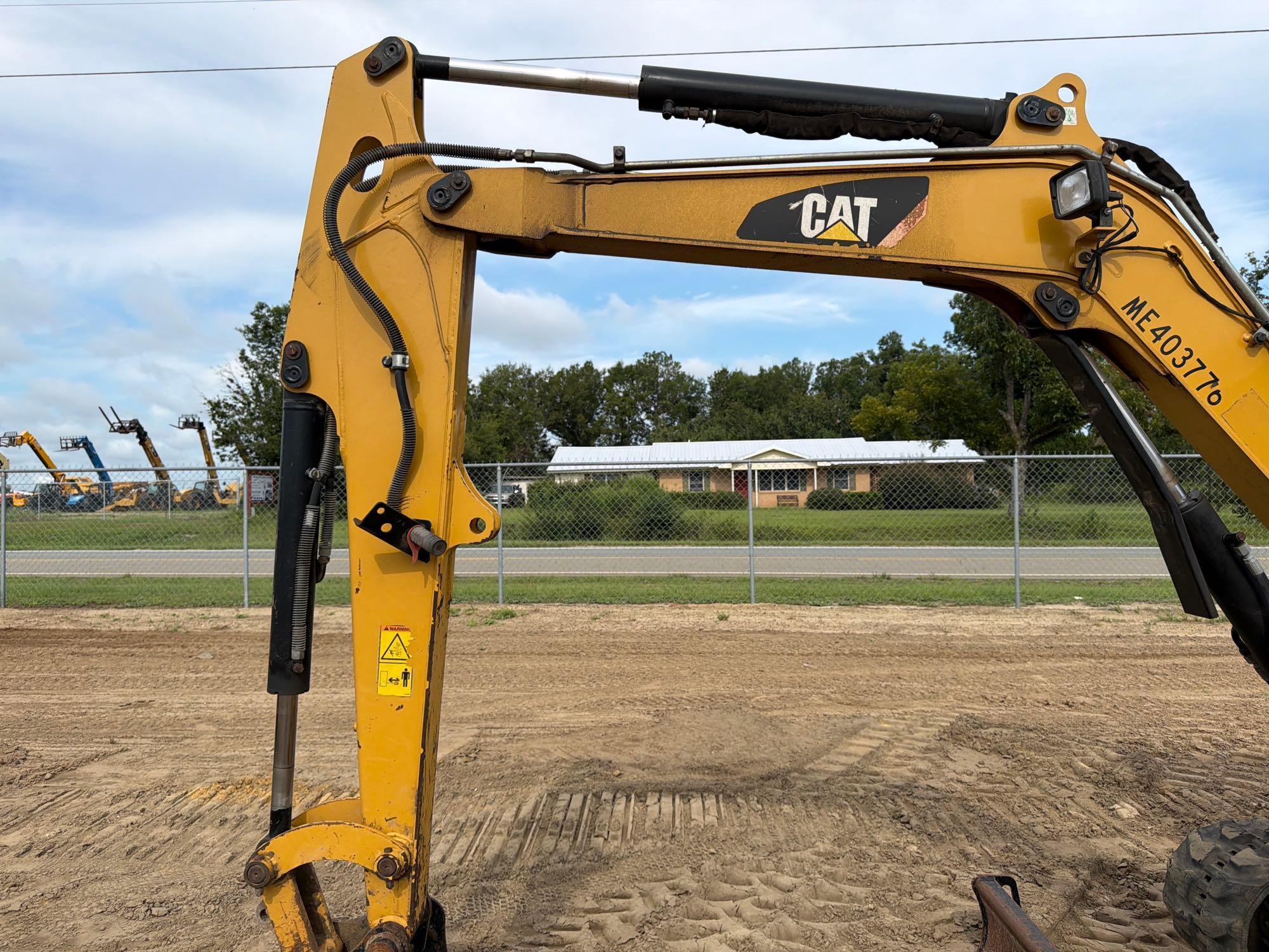 2017 Caterpillar 304E