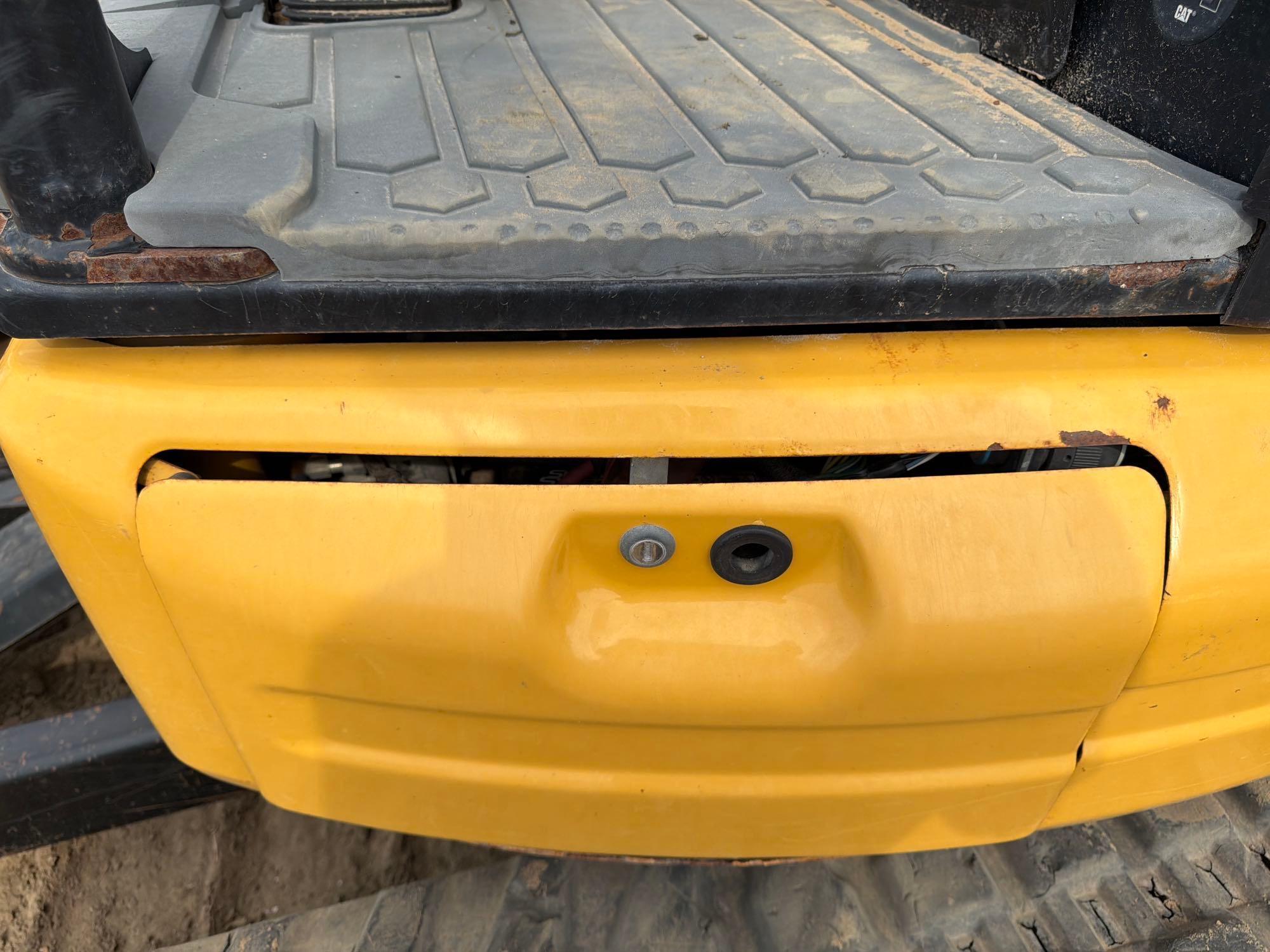 2017 Caterpillar 304E