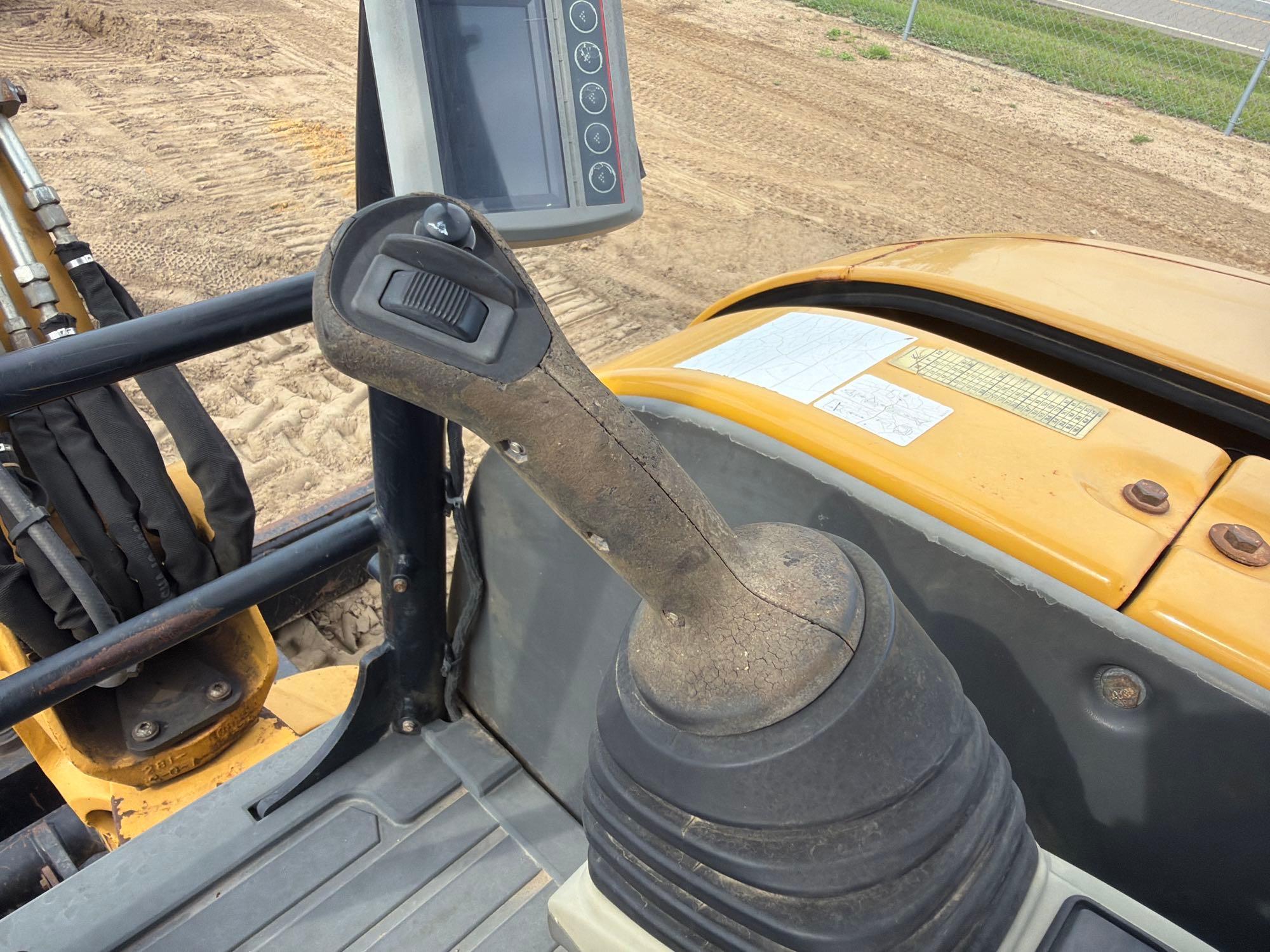 2017 Caterpillar 304E