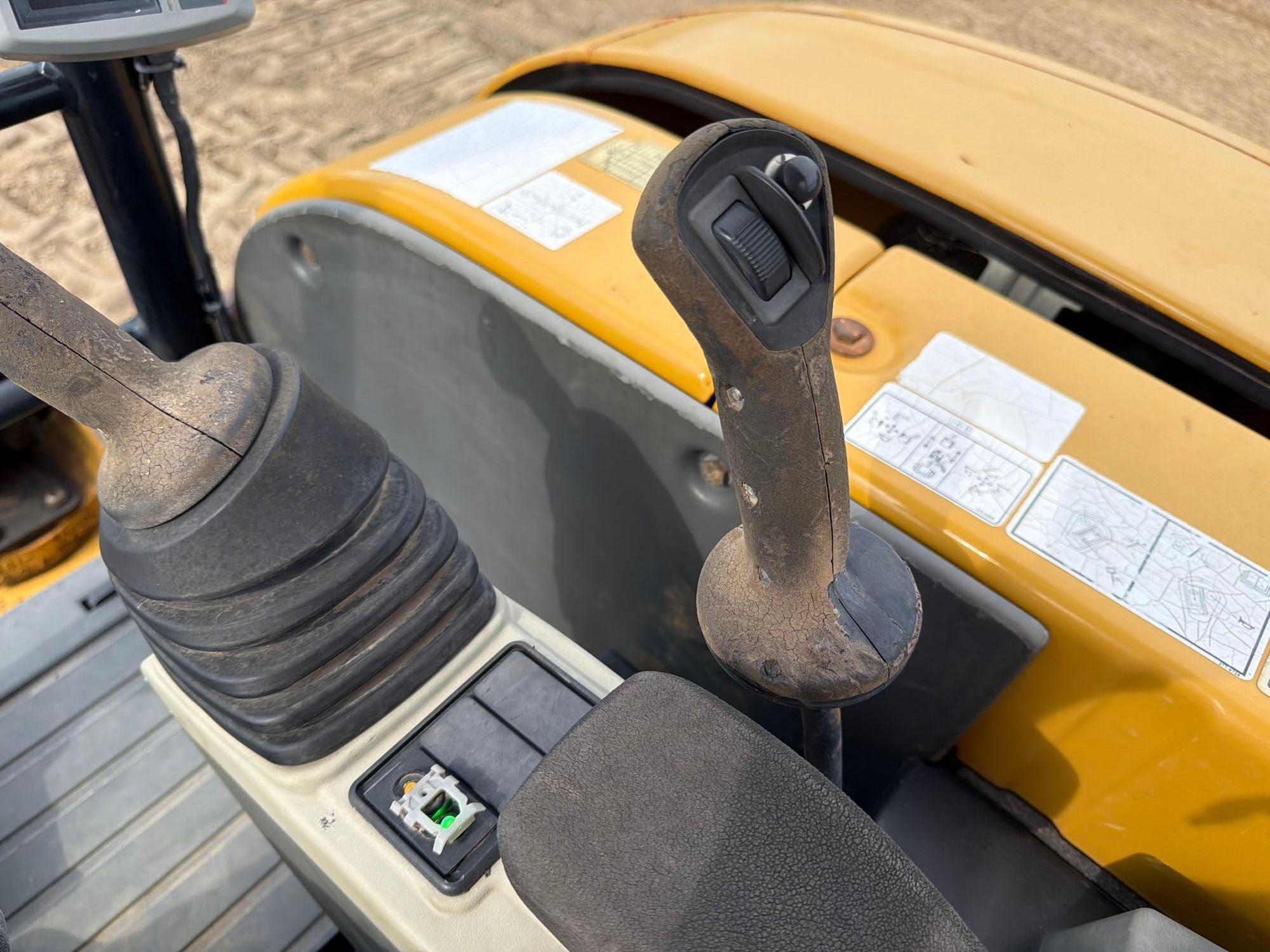 2017 Caterpillar 304E