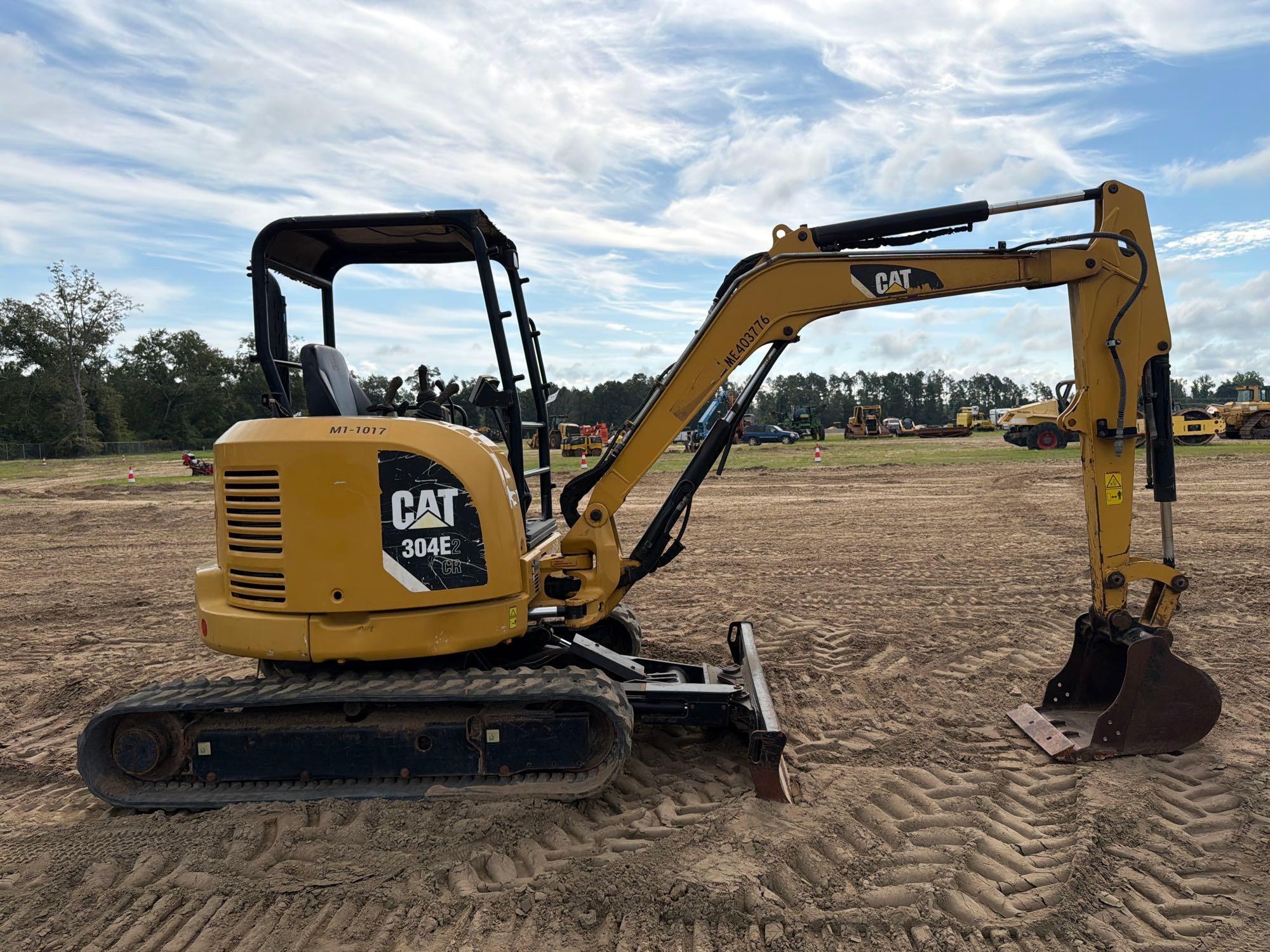 2017 Caterpillar 304E