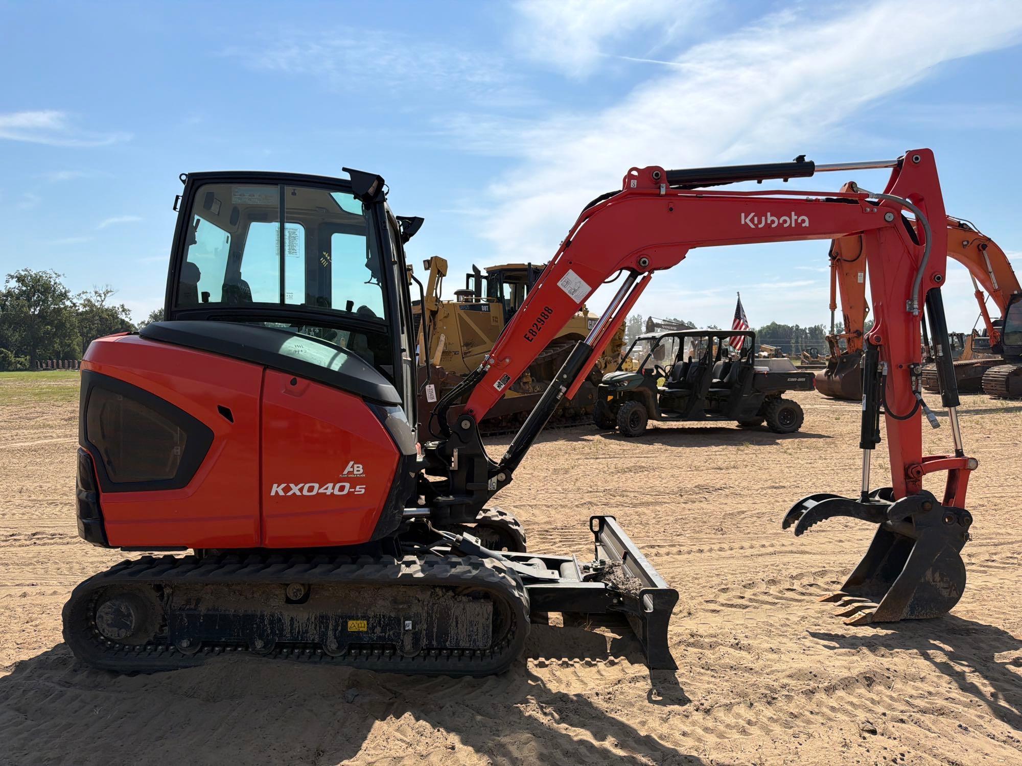 2025 Kubota KX040
