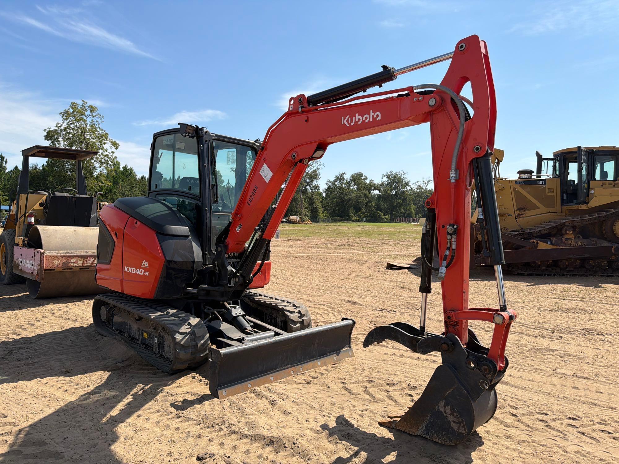 2025 Kubota KX040