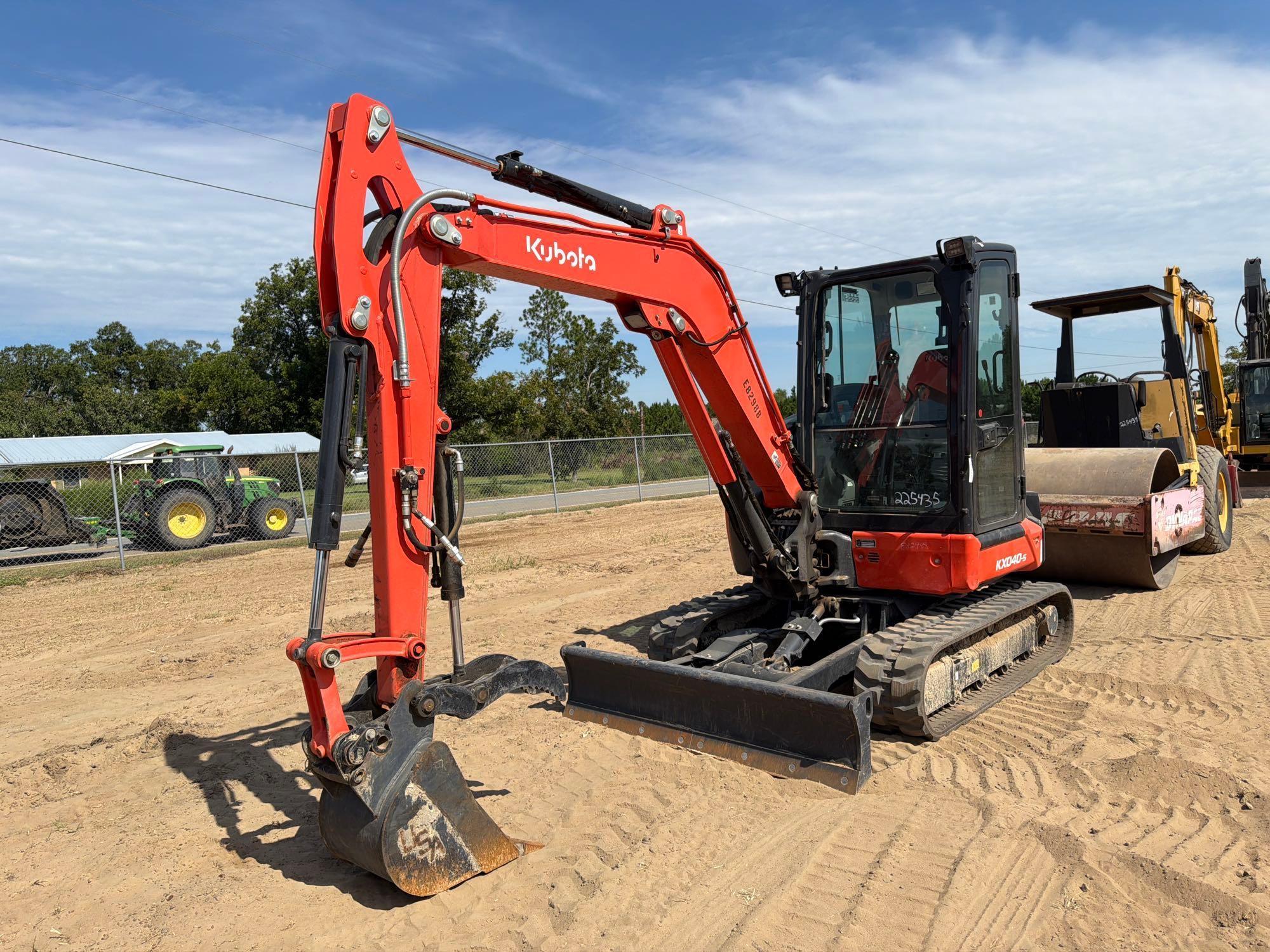 2025 Kubota KX040