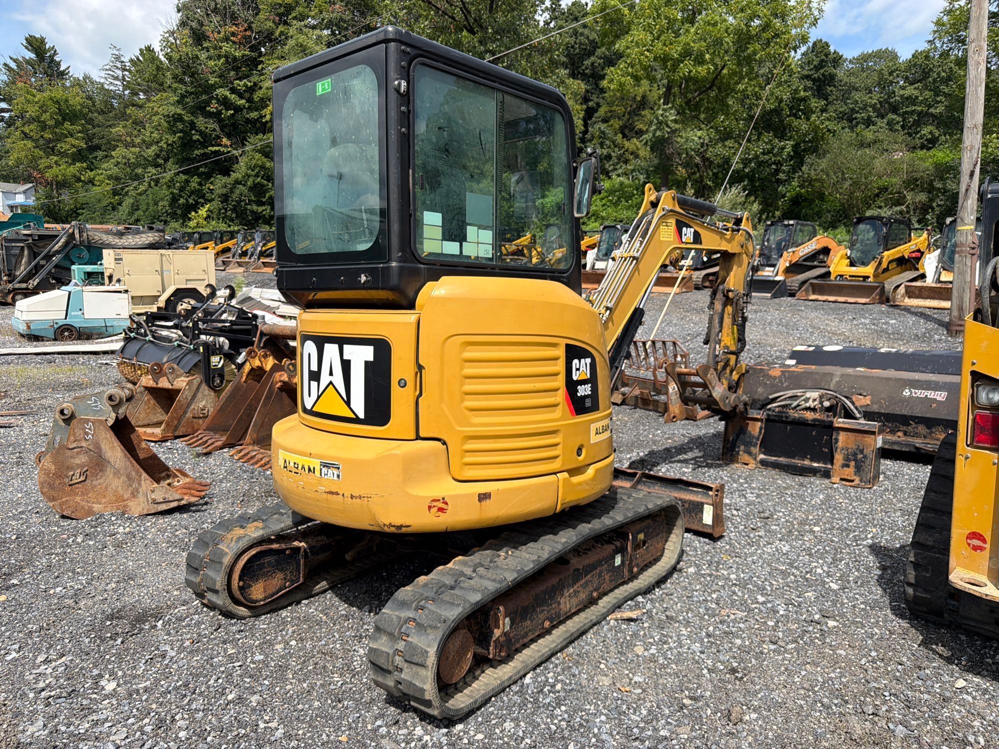 2016 Caterpillar 303