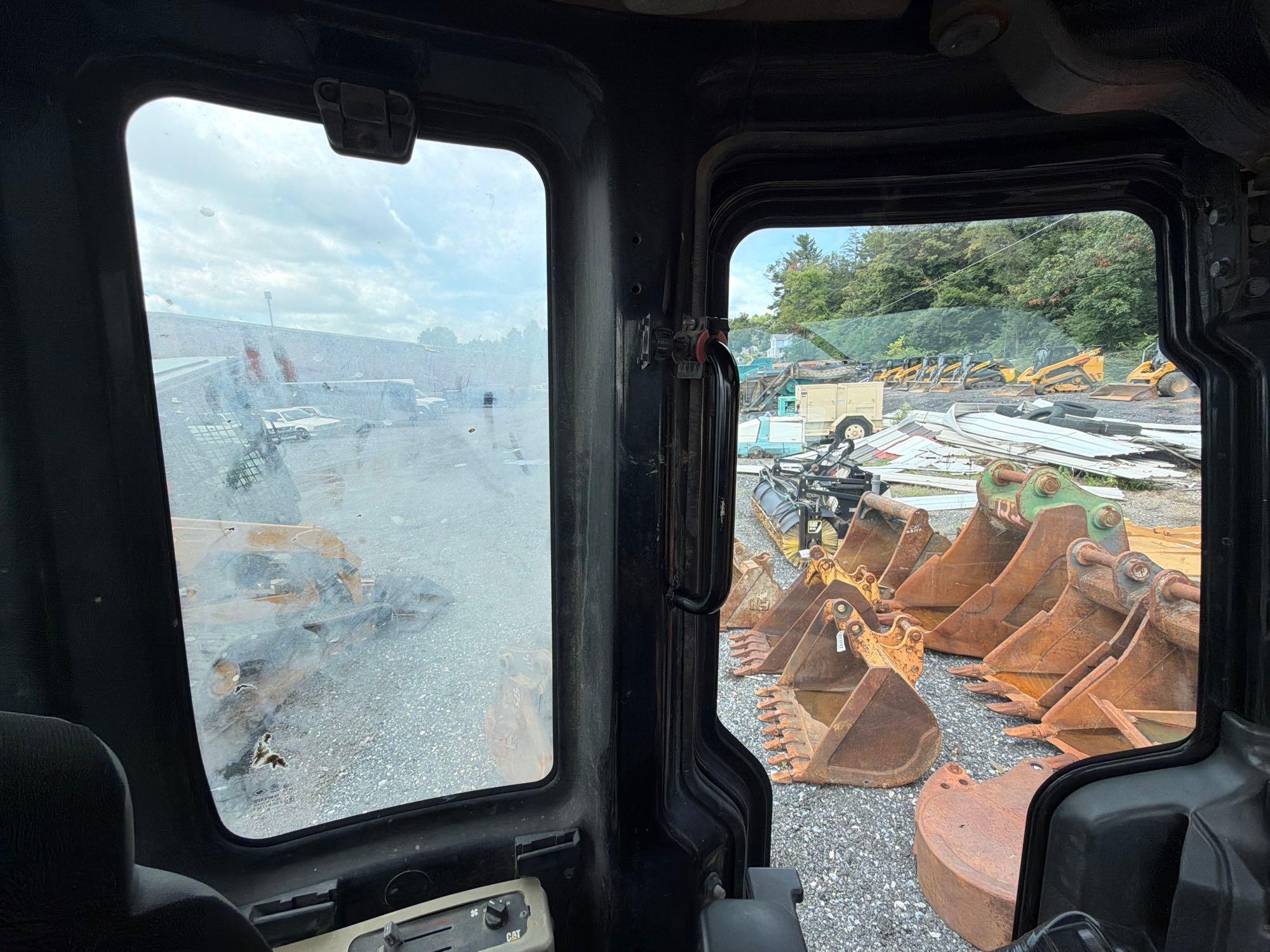 2016 Caterpillar 303