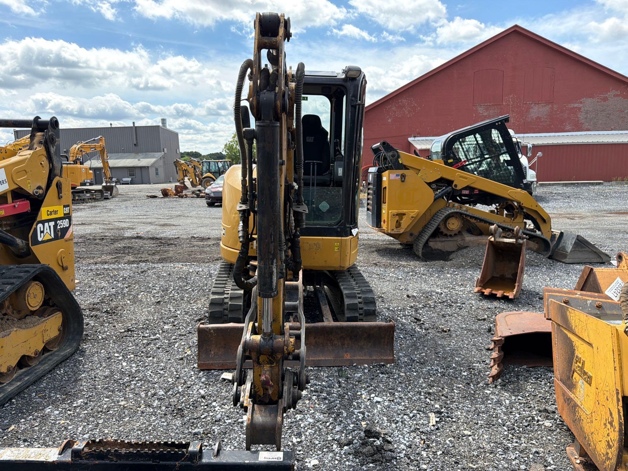 2016 Caterpillar 303