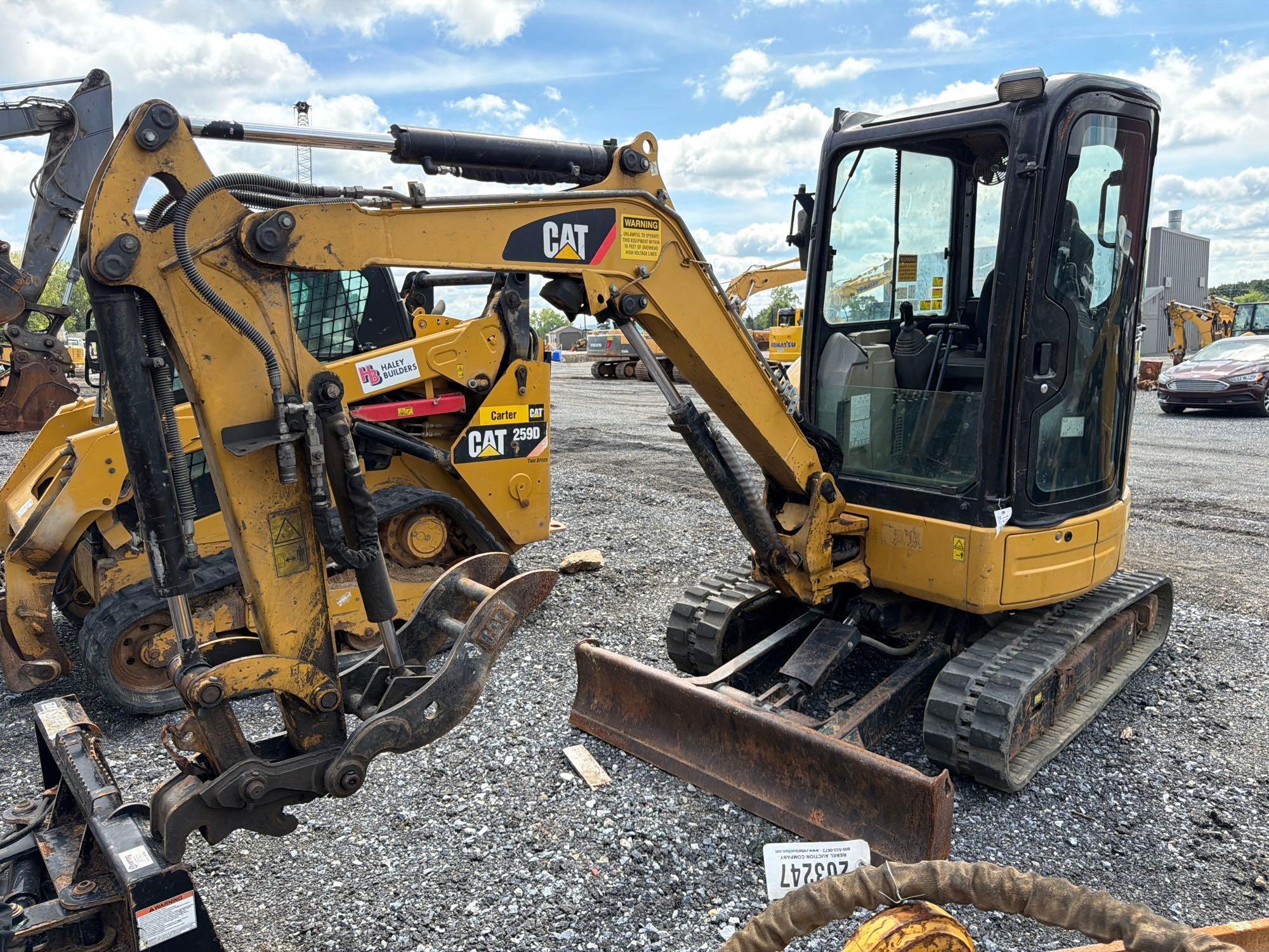 2016 Caterpillar 303