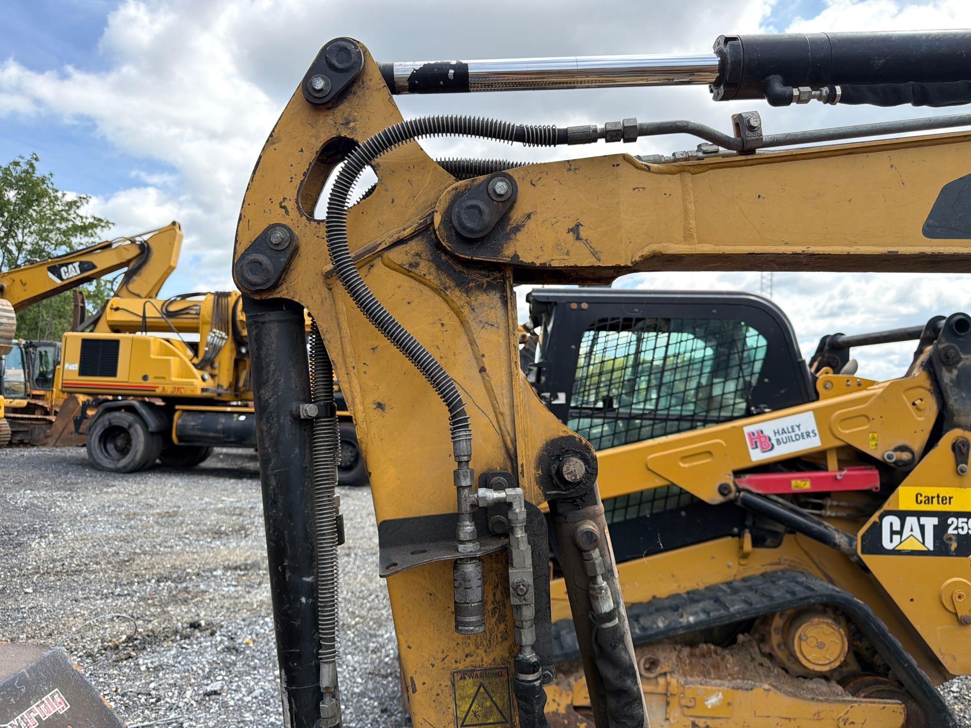 2016 Caterpillar 303