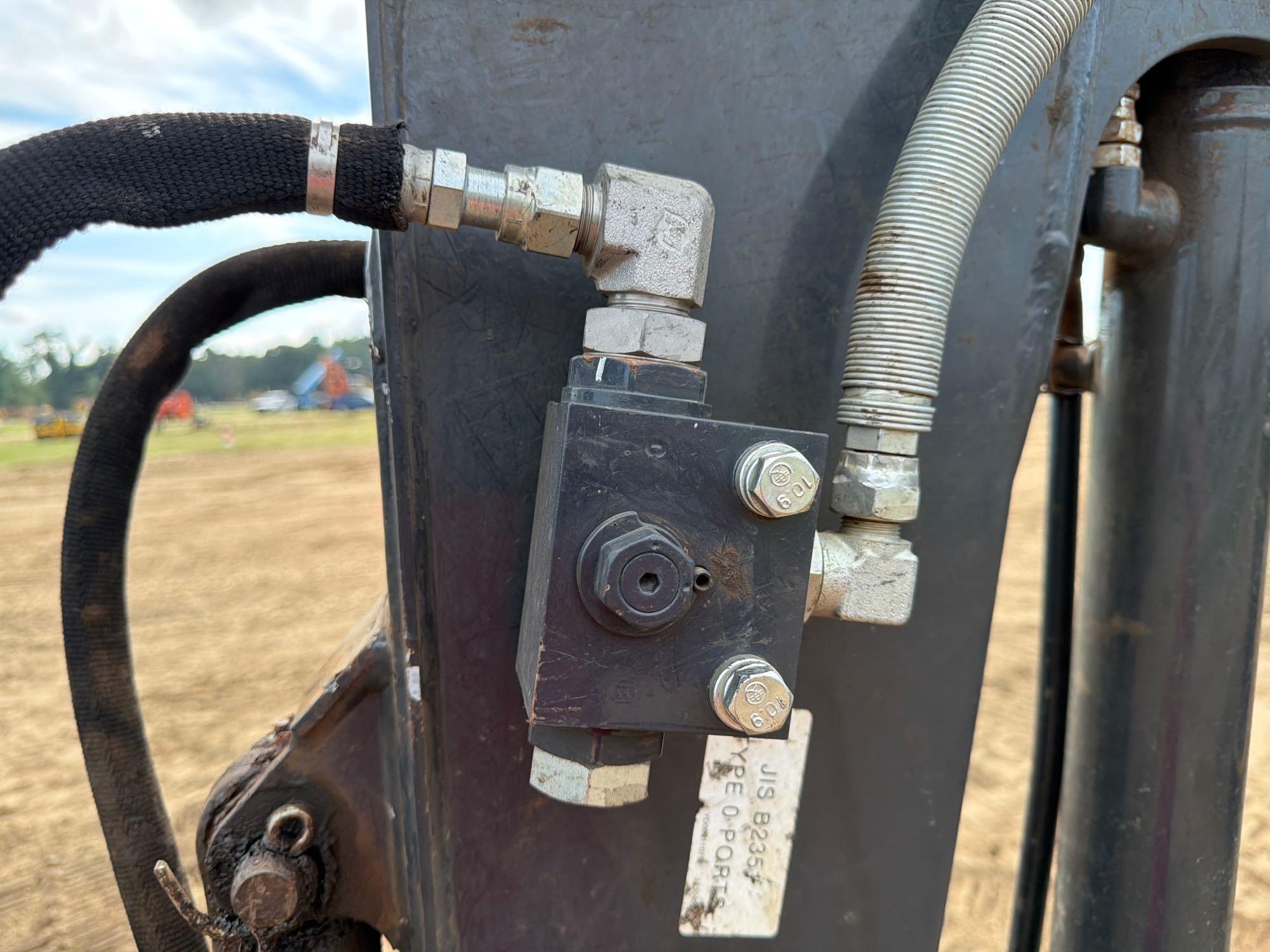 2023 John Deere 35G