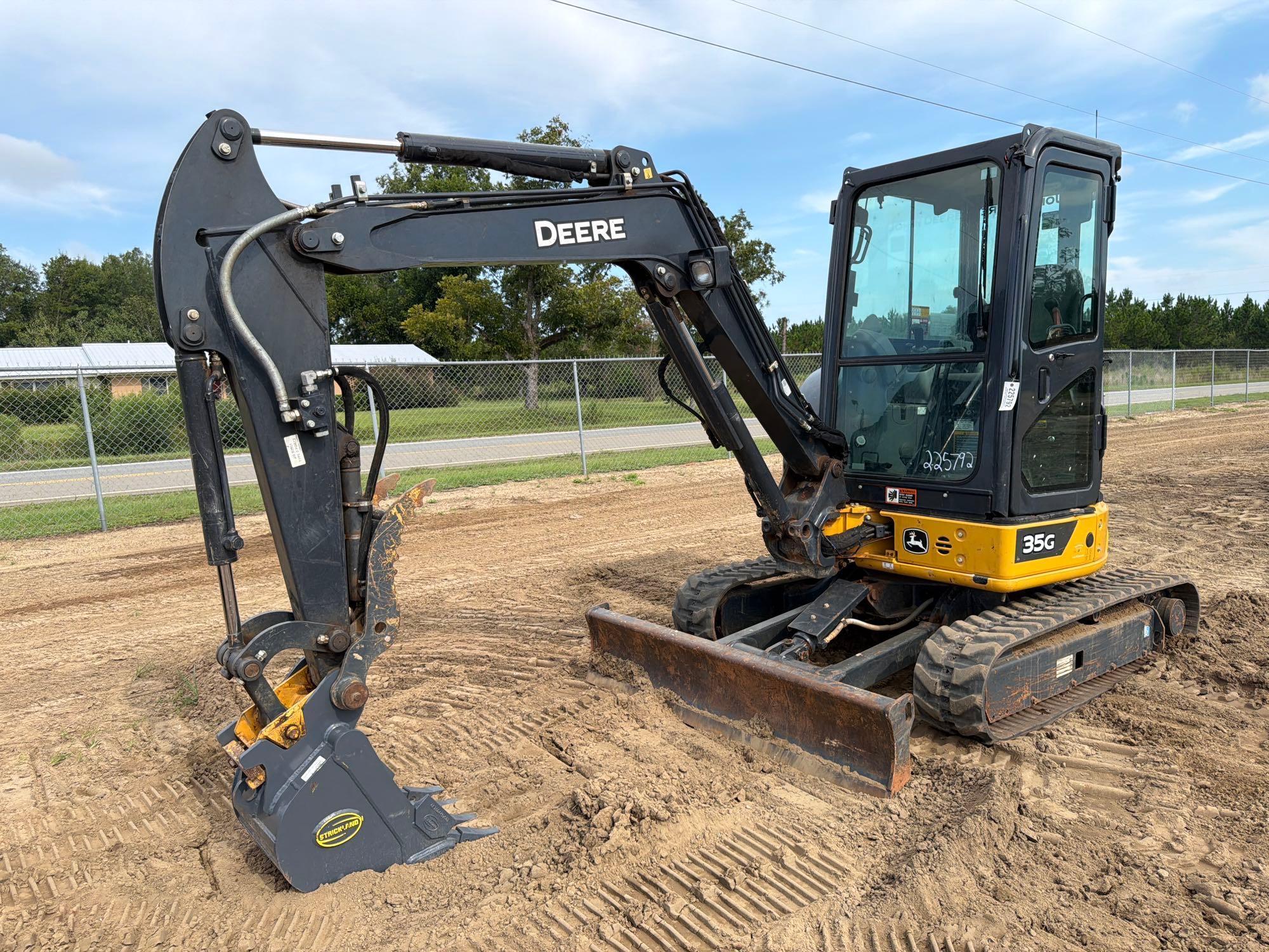 2023 John Deere 35G