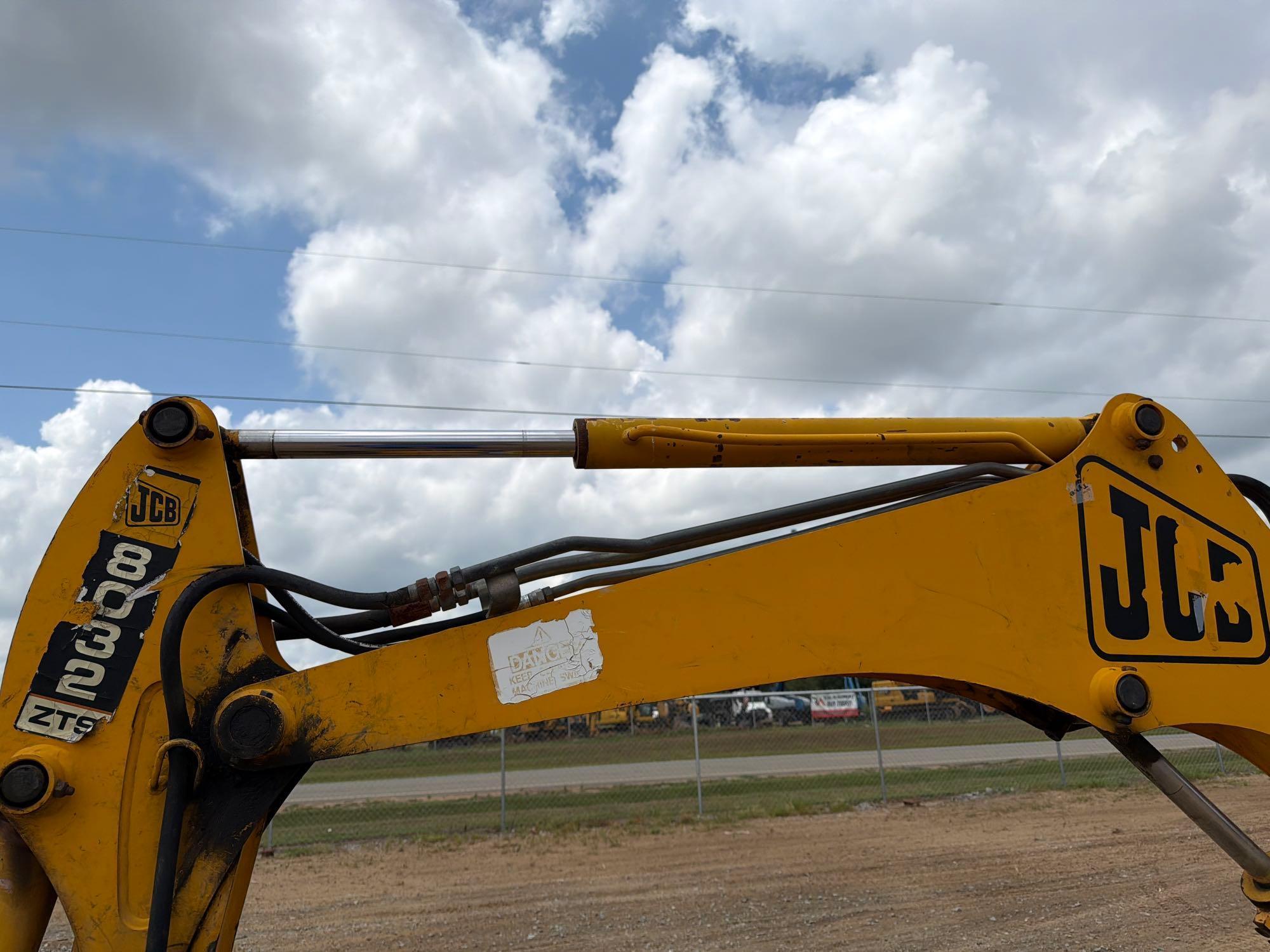 2004 JCB 8032ZTS