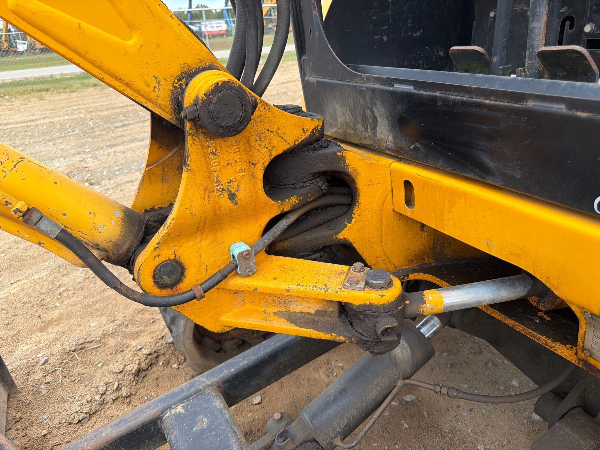 2004 JCB 8032ZTS